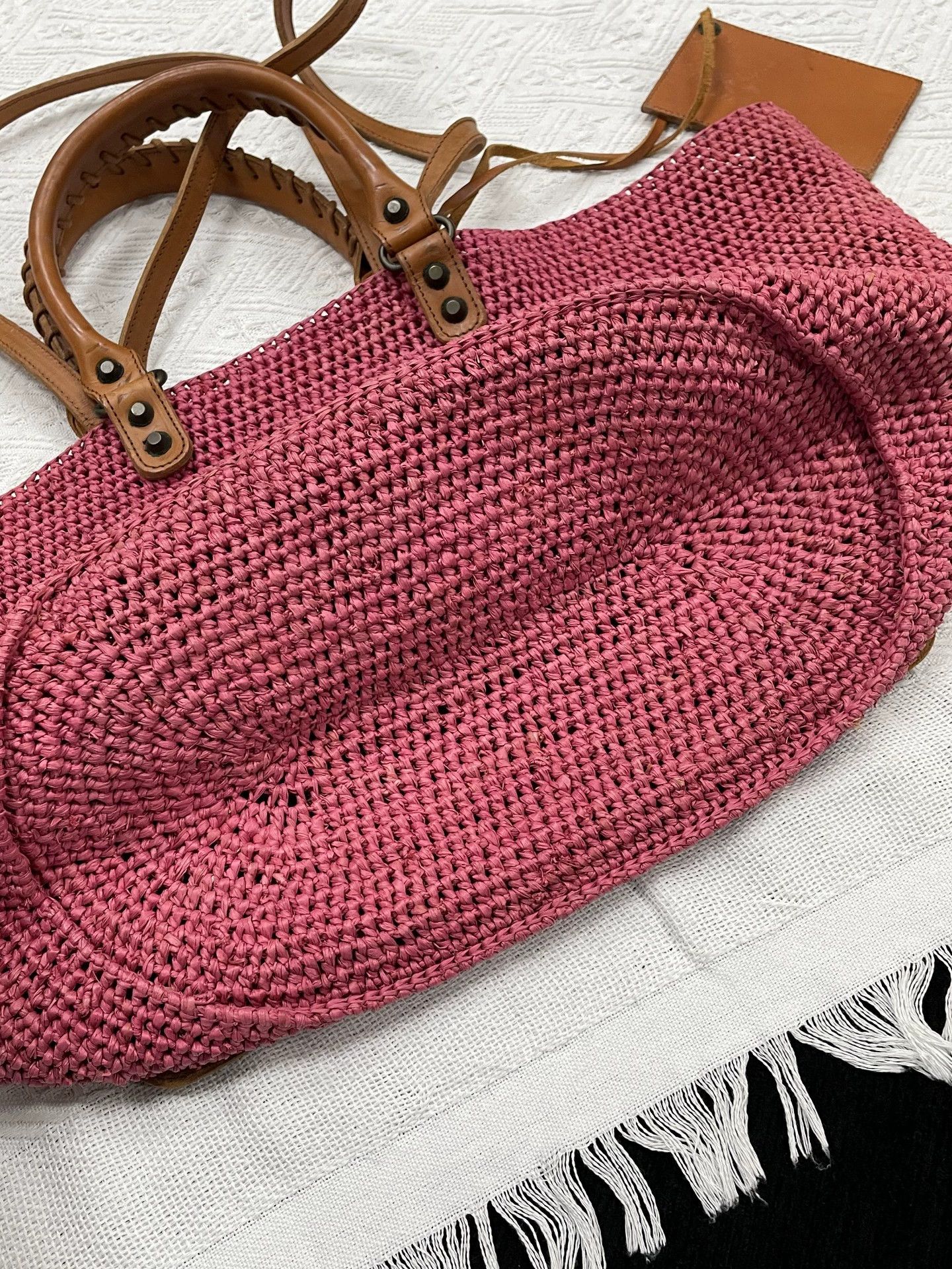 Balenciaga Balenciaga Pink Woven Handbag/Shoulder Bag Size ONE SIZE - 4 Thumbnail