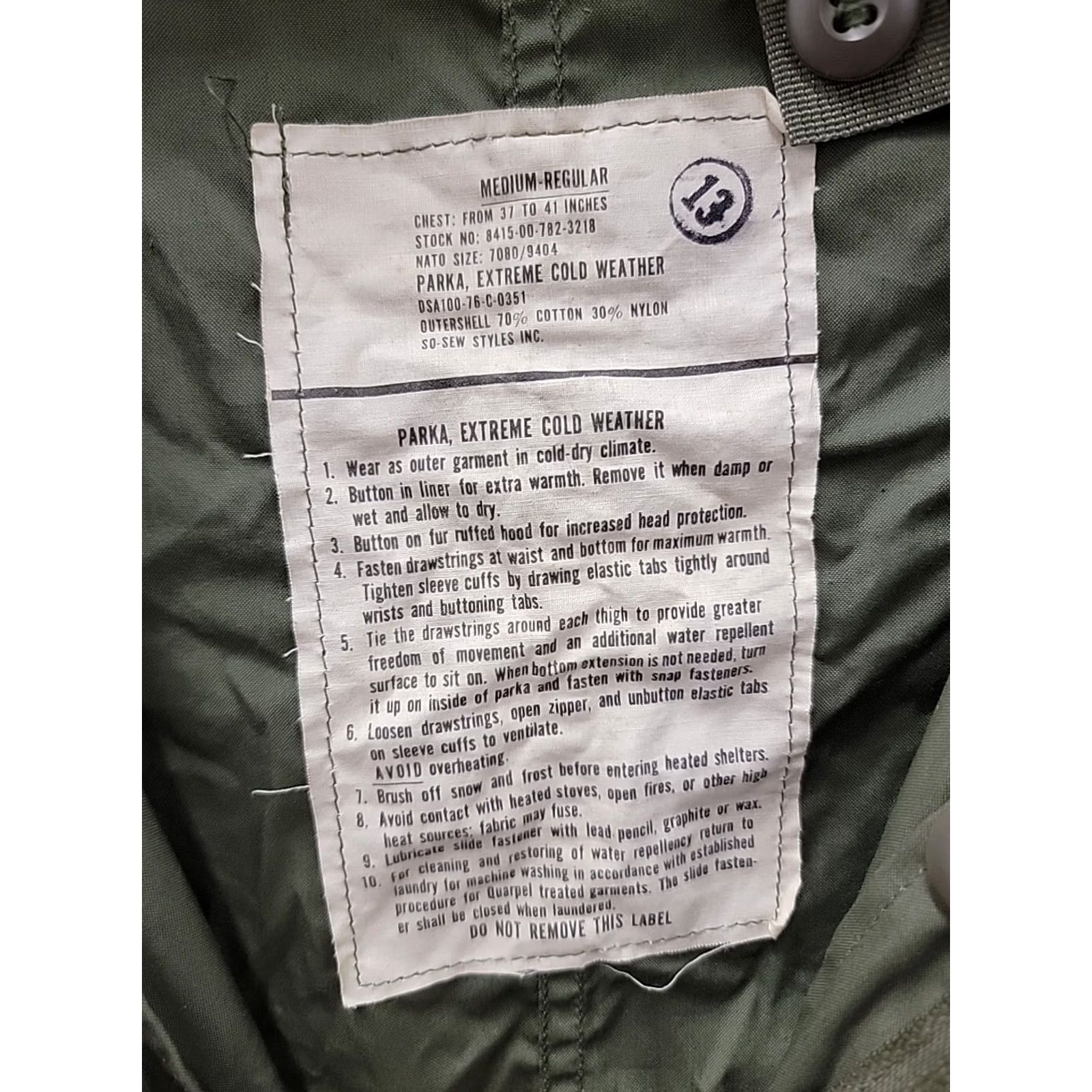 Vintage VINTAGE U.S. Military Army Extreme Cold Weather Fishtail Parka Jacket M Green Jacket Mens Parka USA Army Fishtail 90s Size US M / EU 48-50 / 2 - 2 Thumbnail