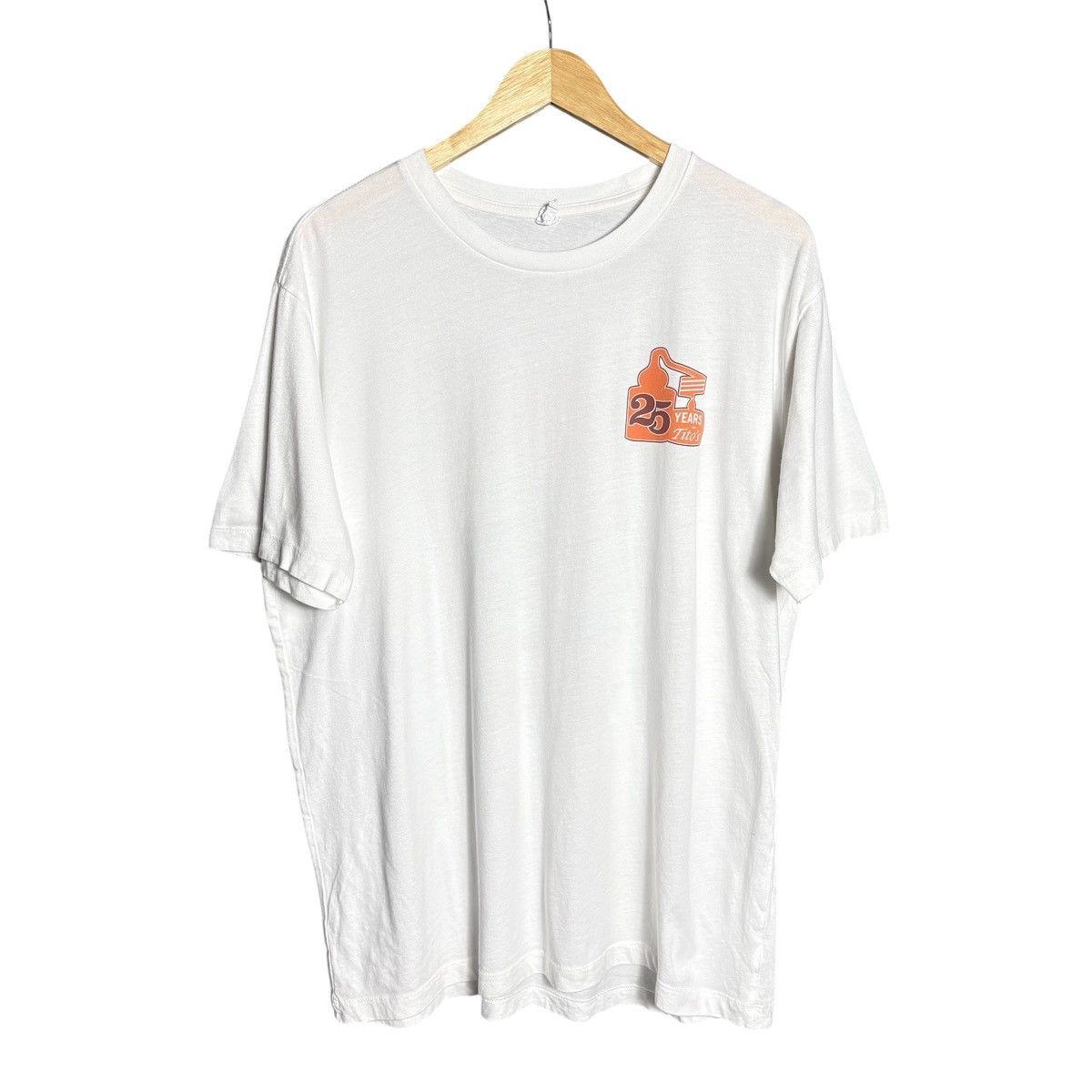 Vintage Vintage Tito’s Vodka Graphic T-Shirt Size US XL / EU 56 / 4 - 2 Thumbnail