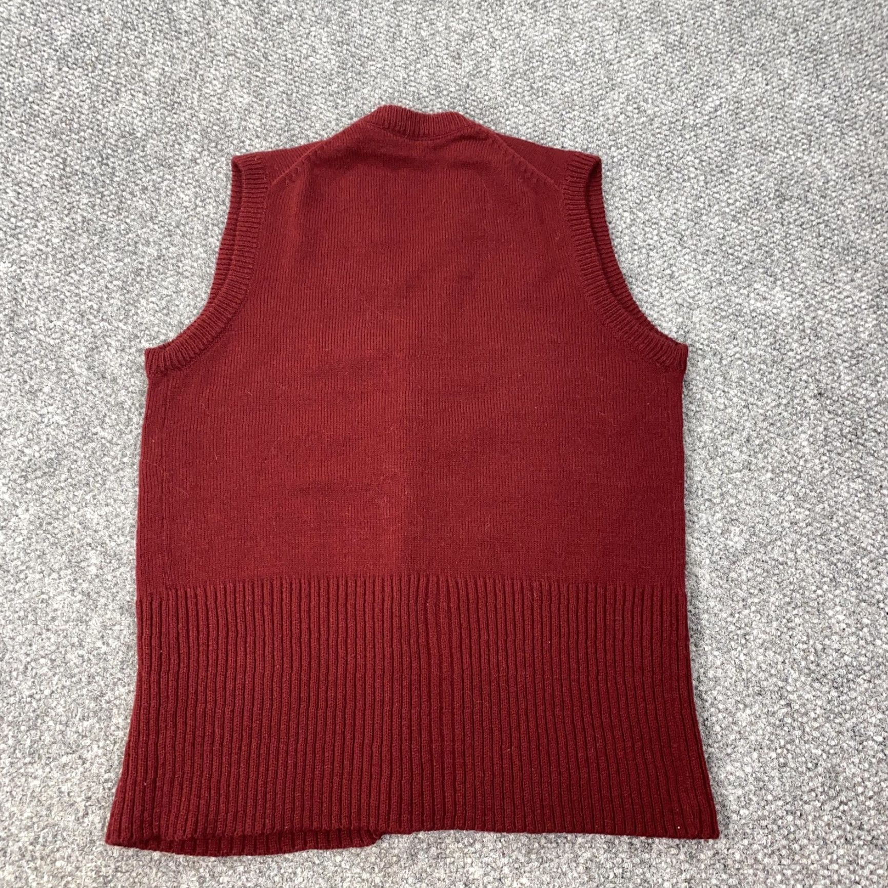 KEEN VINTAGE Keen Mens Sweater Vest Cardigan Knit Red Medium Pockets V-Neck 70s Ivy League Retro Grunge Admirers Mens Size US M / EU 48-50 / 2 - 6 Thumbnail