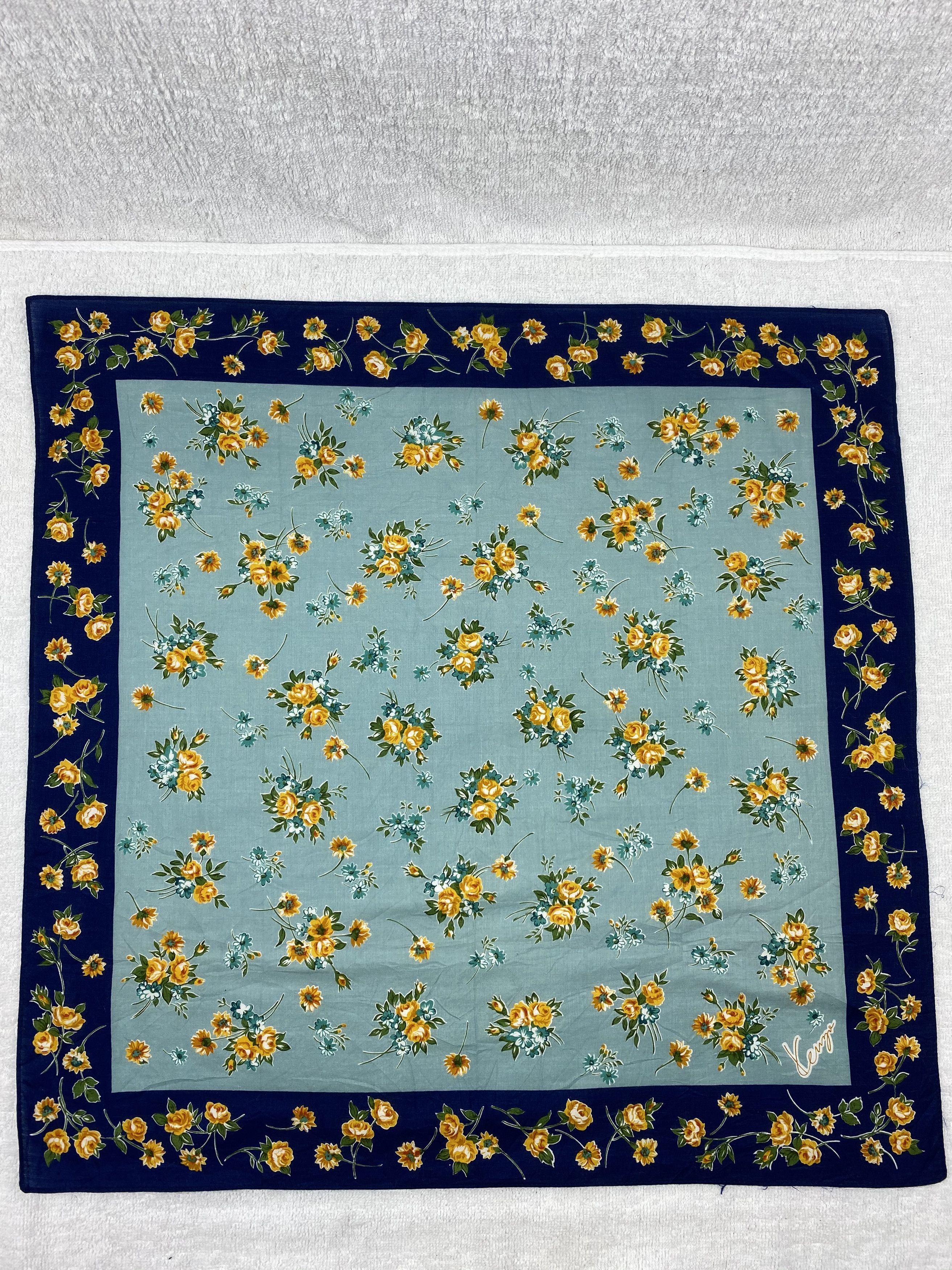 Kenzo Kenzo Handkerchief / Bandana / Neckerchief Size ONE SIZE - 3 Thumbnail