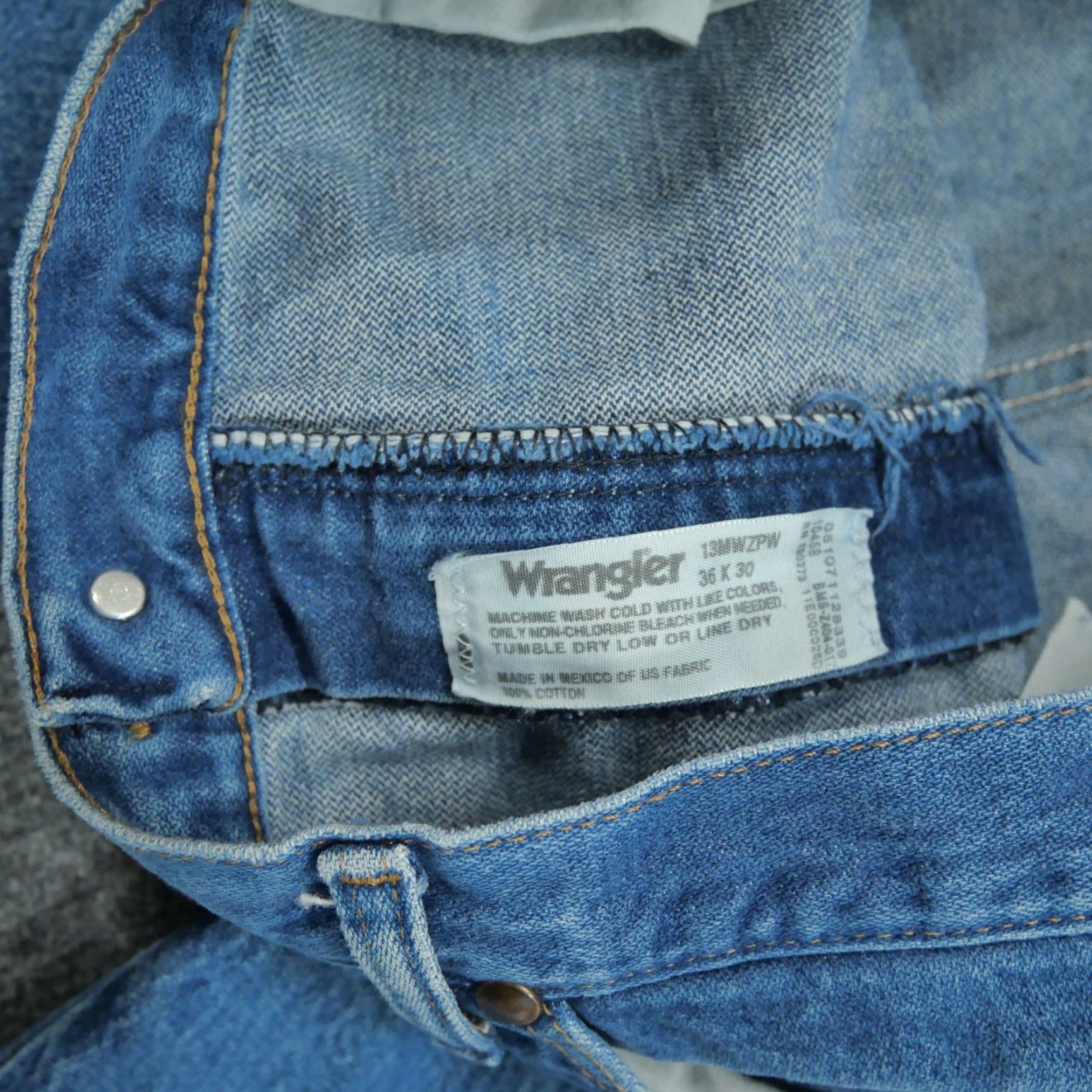 Wrangler VINTAGE Wrangler Jeans Mens 36x30 Denim Cowboy Cut Distressed 13MWZPW 5-Pocket Design Cowboy Gear Mens Size US 36 / EU 52 - 4 Thumbnail