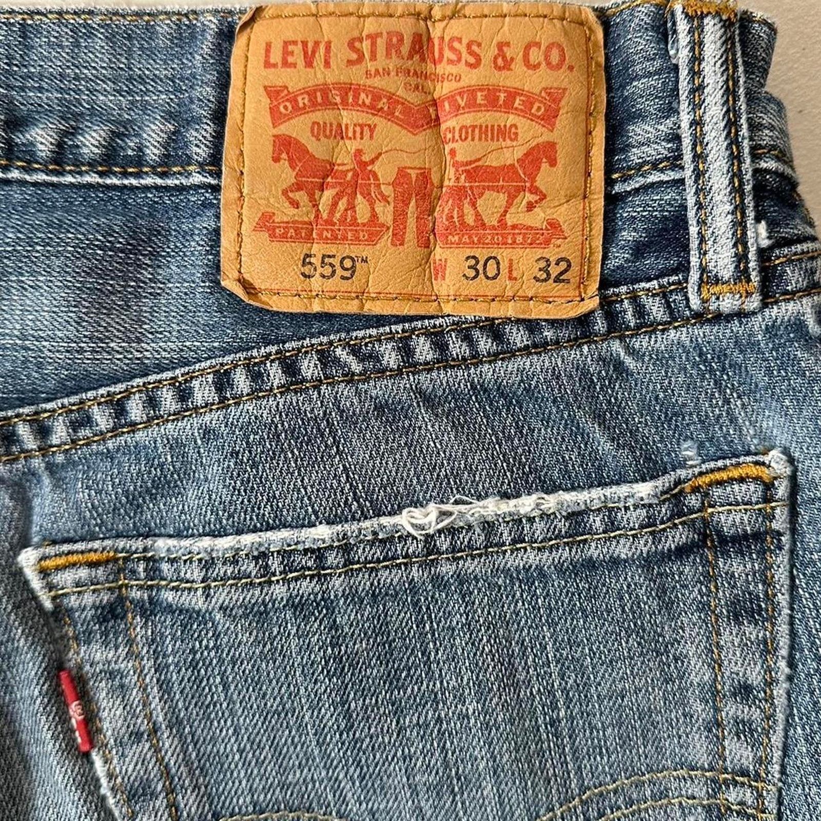 Levi's Levi’s 559 Navy Blue Distressed Denim Jeans Size US 30 / EU 46 - 3 Thumbnail