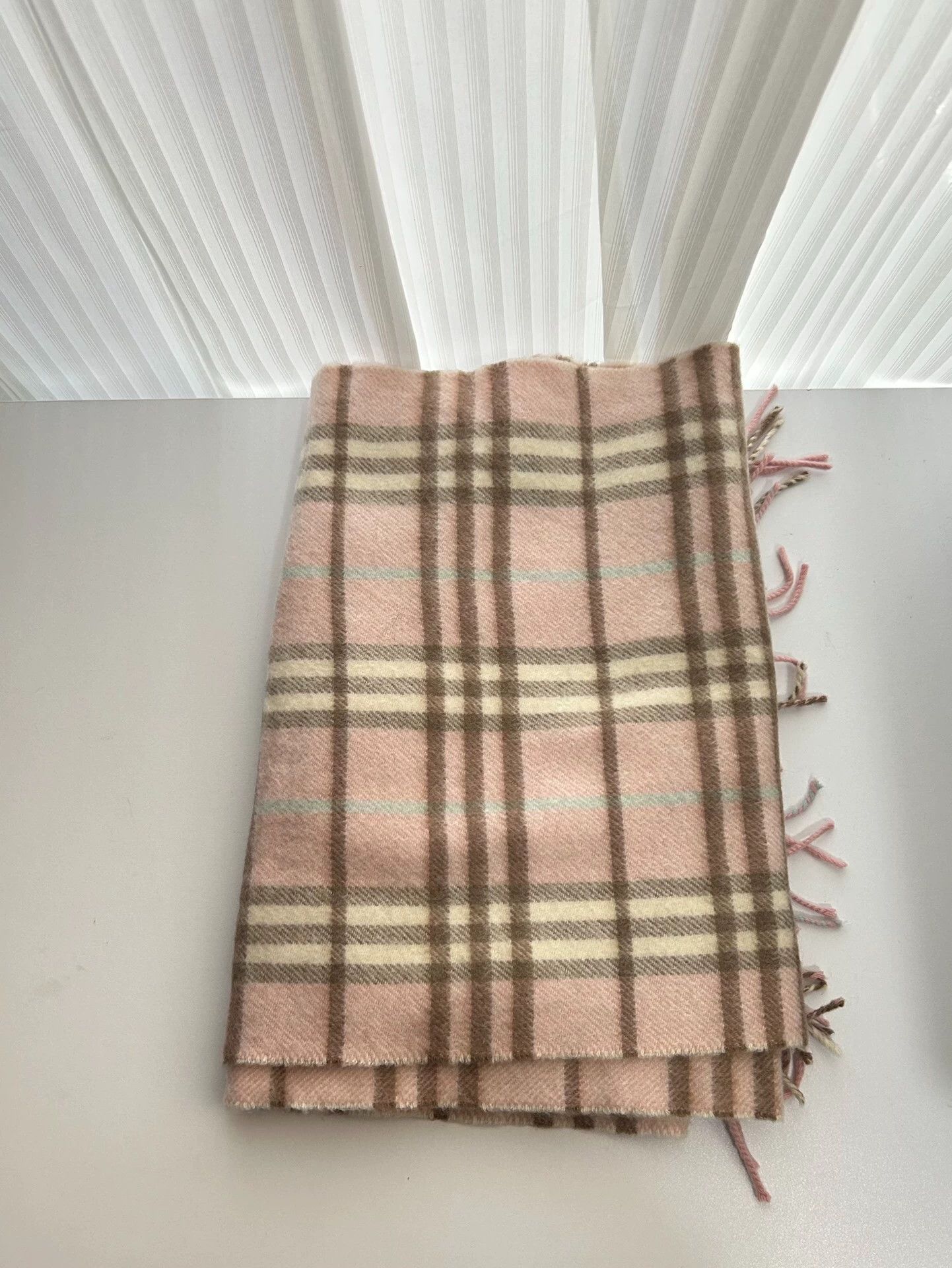 Burberry Burberry check print plush scarf candy pink 99 New Size ONE SIZE - 2 Thumbnail