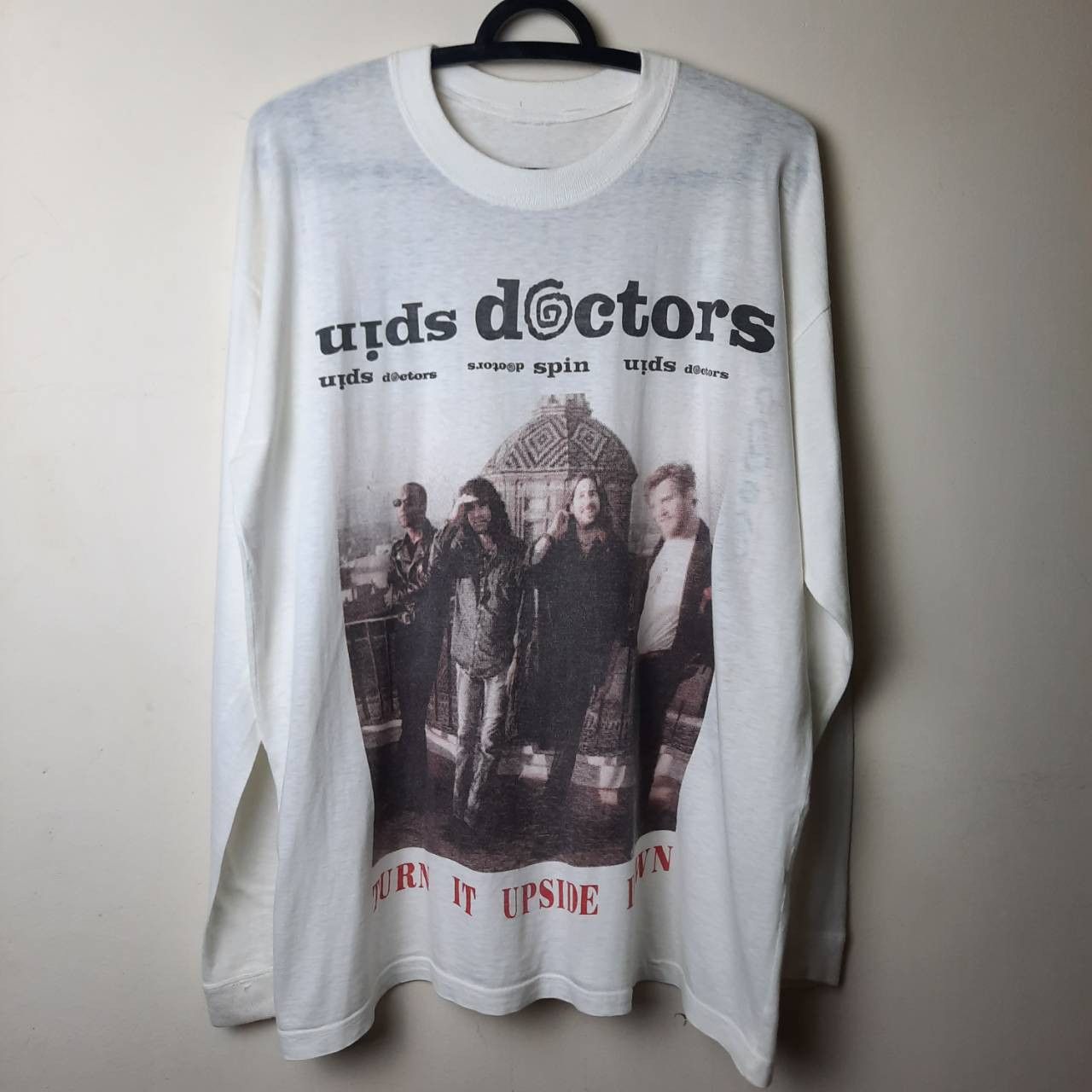 image of Band Tees x Vintage 90's Spin Doctors T Shirt Long Sleeve in White, Men's (Size Large)