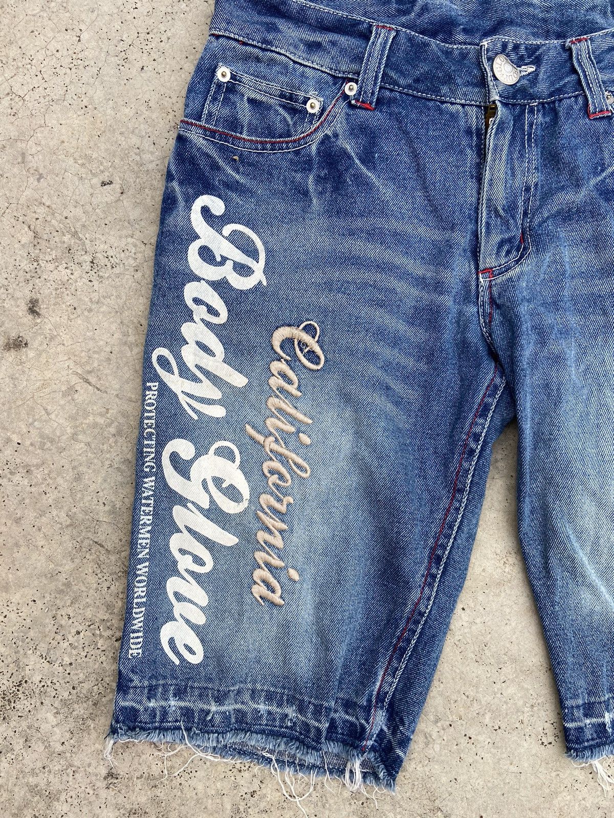 Body Glove 🔥 Body Glove short jeans street fashion distressed Size US 31 - 2 Thumbnail