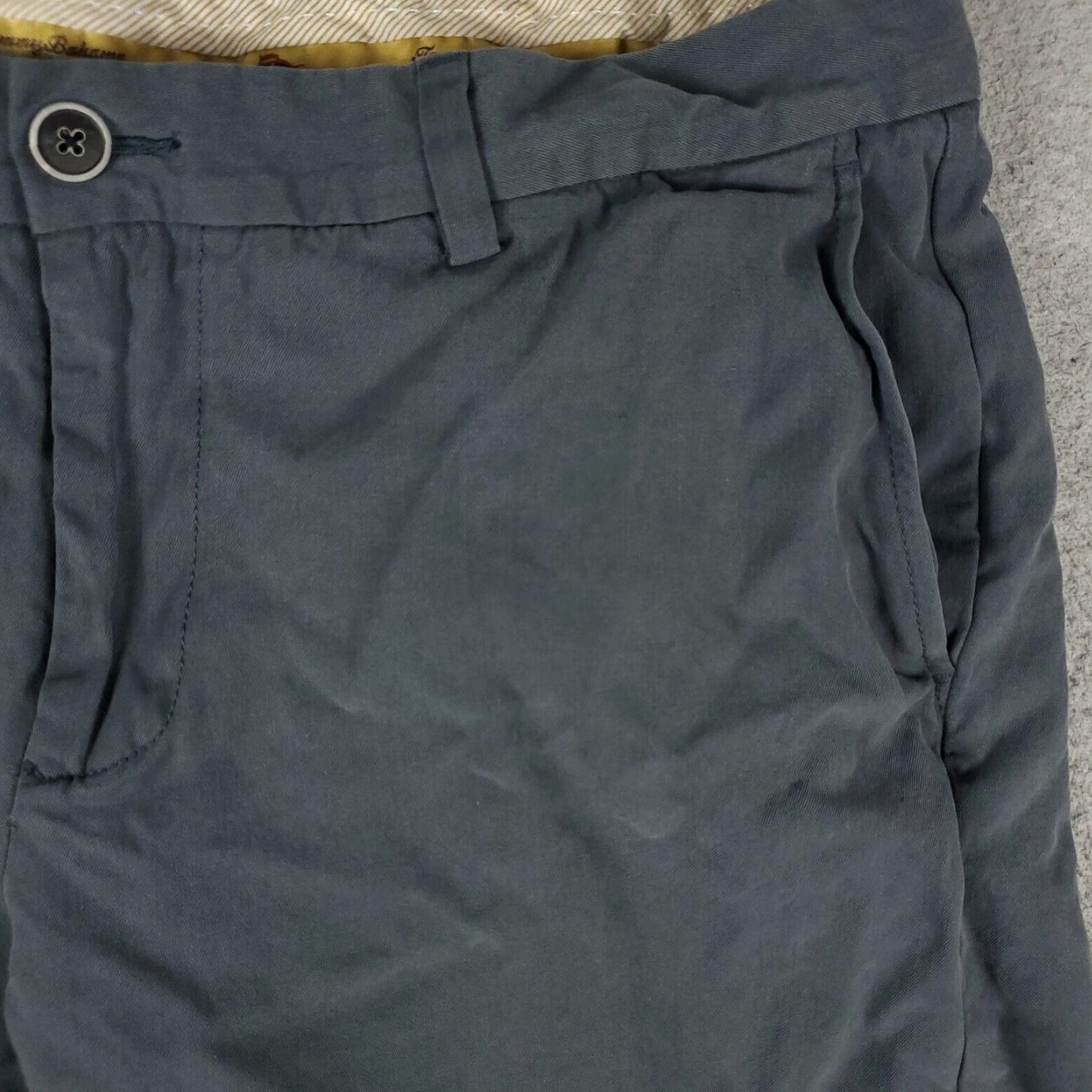 Tommy Bahama VINTAGE Tommy Bahama Men's Shorts Size 36 Gray Silk Pleated Chino Casual Dress Pants Size US 36 / EU 52 - 3 Thumbnail