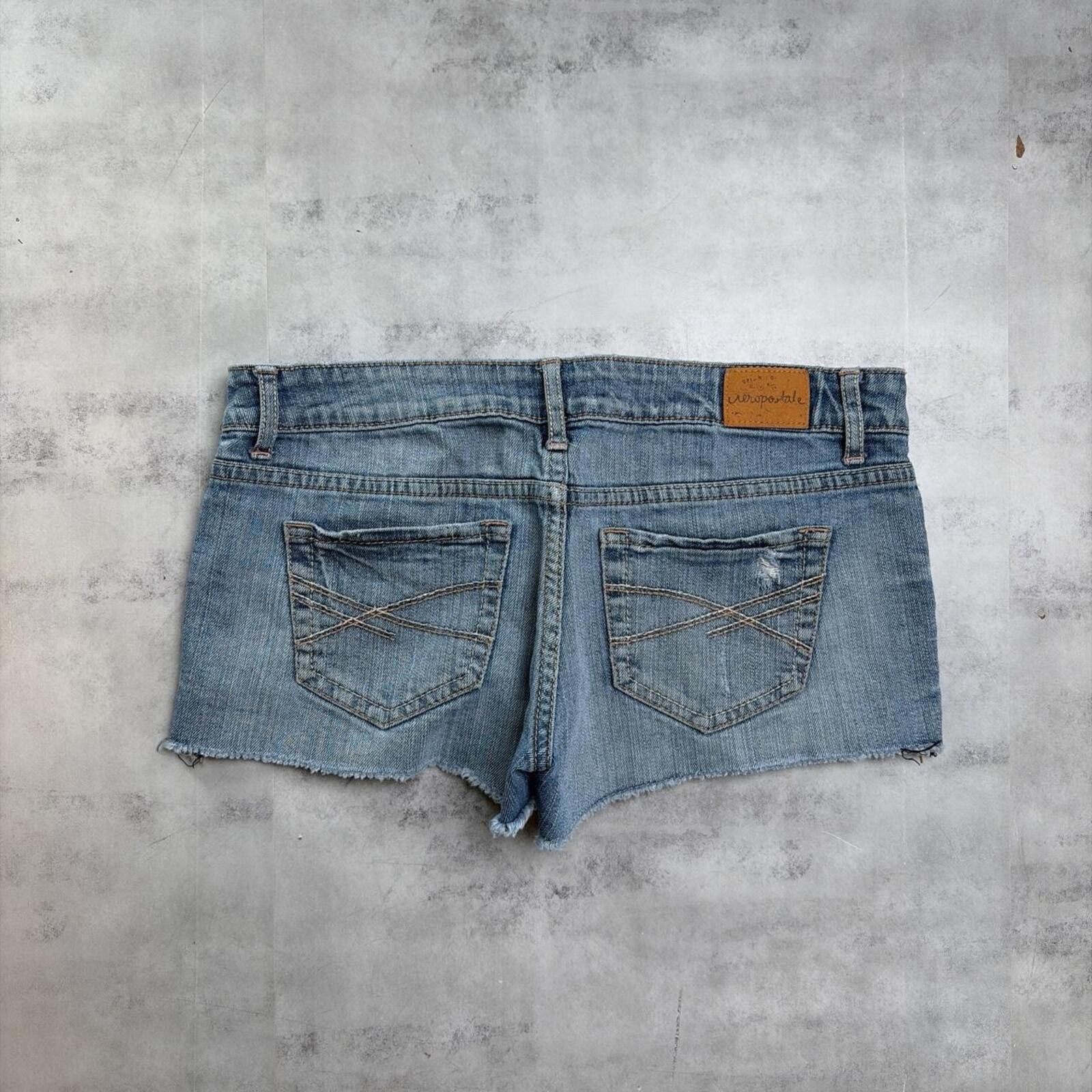 Aeropostale Y2K Blue Aeropostale Grunge Patchwork Mini Denim Shorts Size 25" / US 0 / IT 36 - 2 Thumbnail