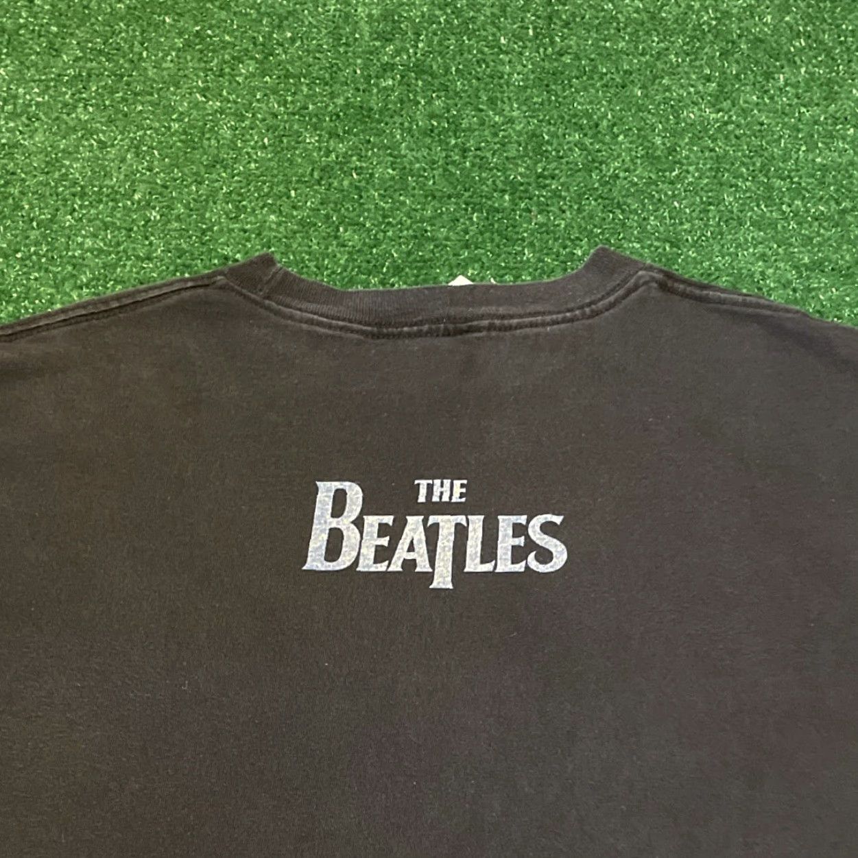 Apple VINTAGE The Beatles Band Tee Shirt VTG 2005 Apple Shirt Mens Size M Black 90s Music T-Shirt Shirts Mens Size US M / EU 48-50 / 2 - 2 Thumbnail