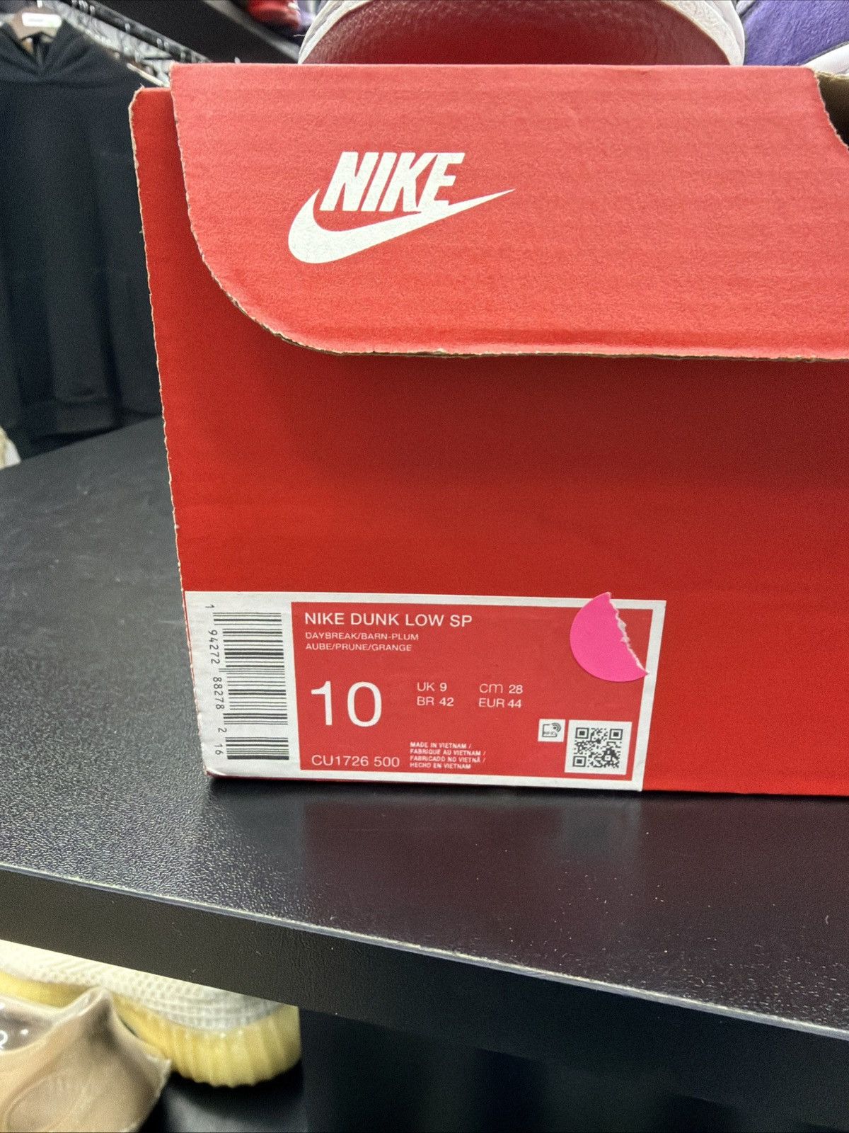 Nike Size 10 - Nike Dunk Retro Vol. 1 SP 2020 Low Plum Used Worn Size US 10 / EU 43 - 14 Thumbnail