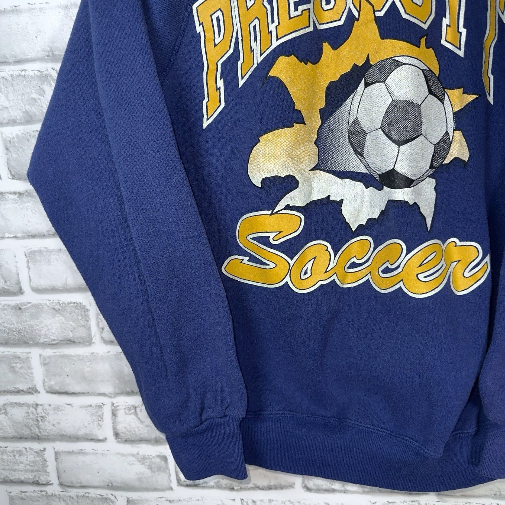Vintage DISCUS ATHLETIC Prescott Soccer Sweatshirt Pullover Mens M Blue Cotton Blend USA Athletic Fit 90s Theme Size US M / EU 48-50 / 2 - 3 Thumbnail