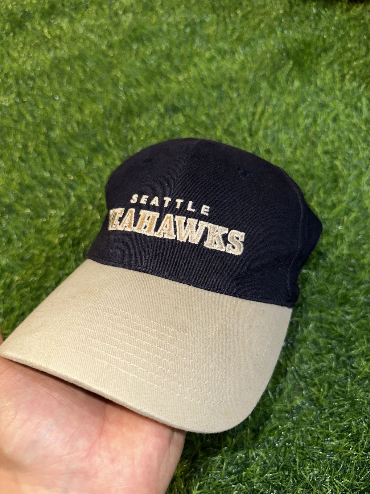 NFL Vintage nfl seattle seahawks adjustable hat Size ONE SIZE - 1 Thumbnail