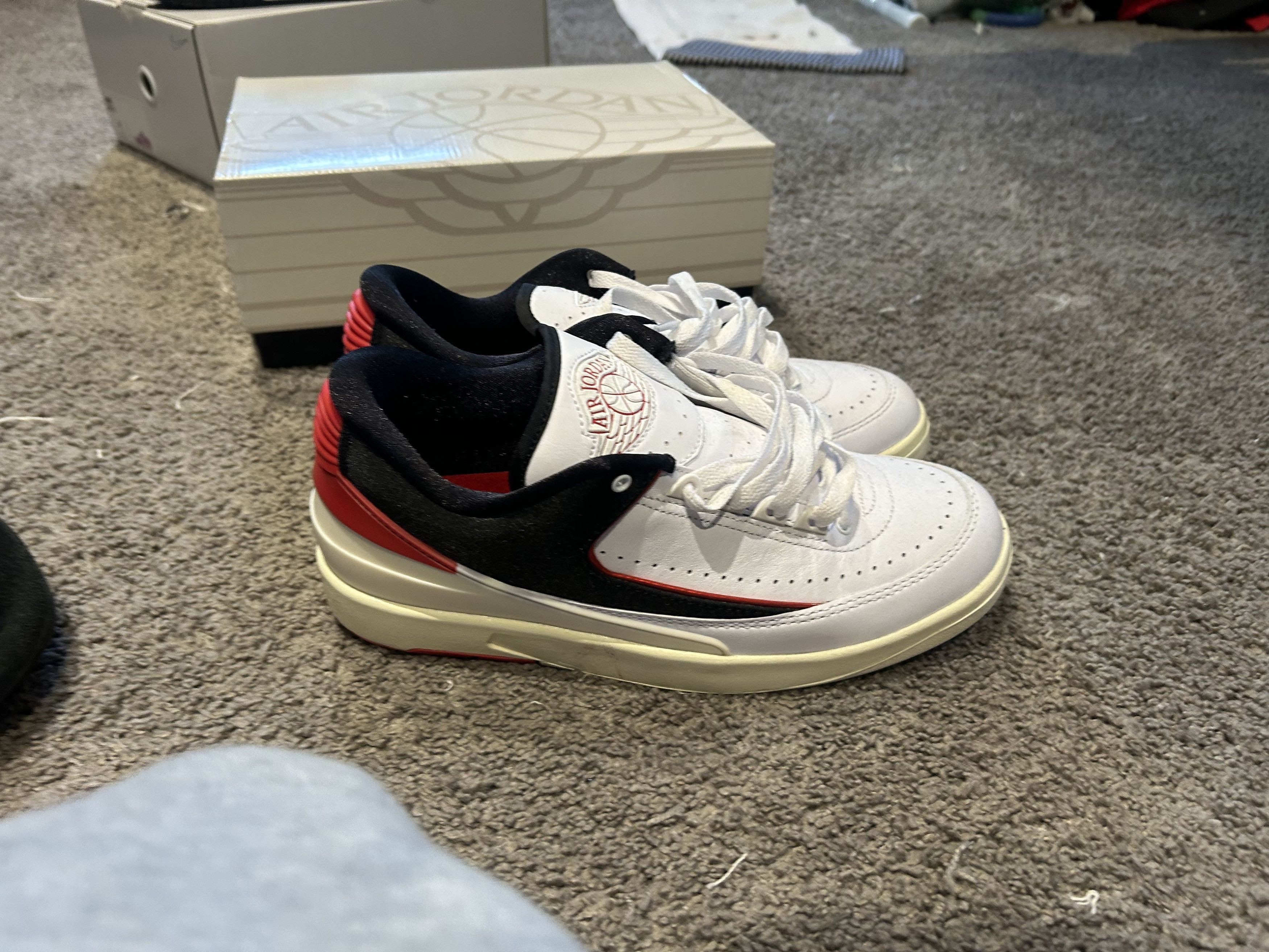 Jordan Brand Jordan 2 university red Size US 8.5 / EU 41-42 - 2 Thumbnail