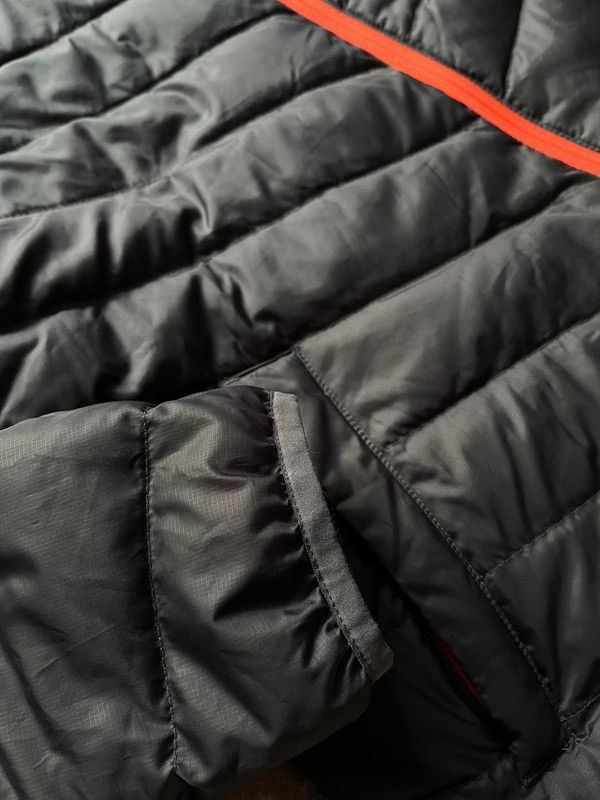 Spyder Spyder Puffer Jacket 2020 Made in Indonesia Sz XL Size US XL / EU 56 / 4 - 10 Thumbnail