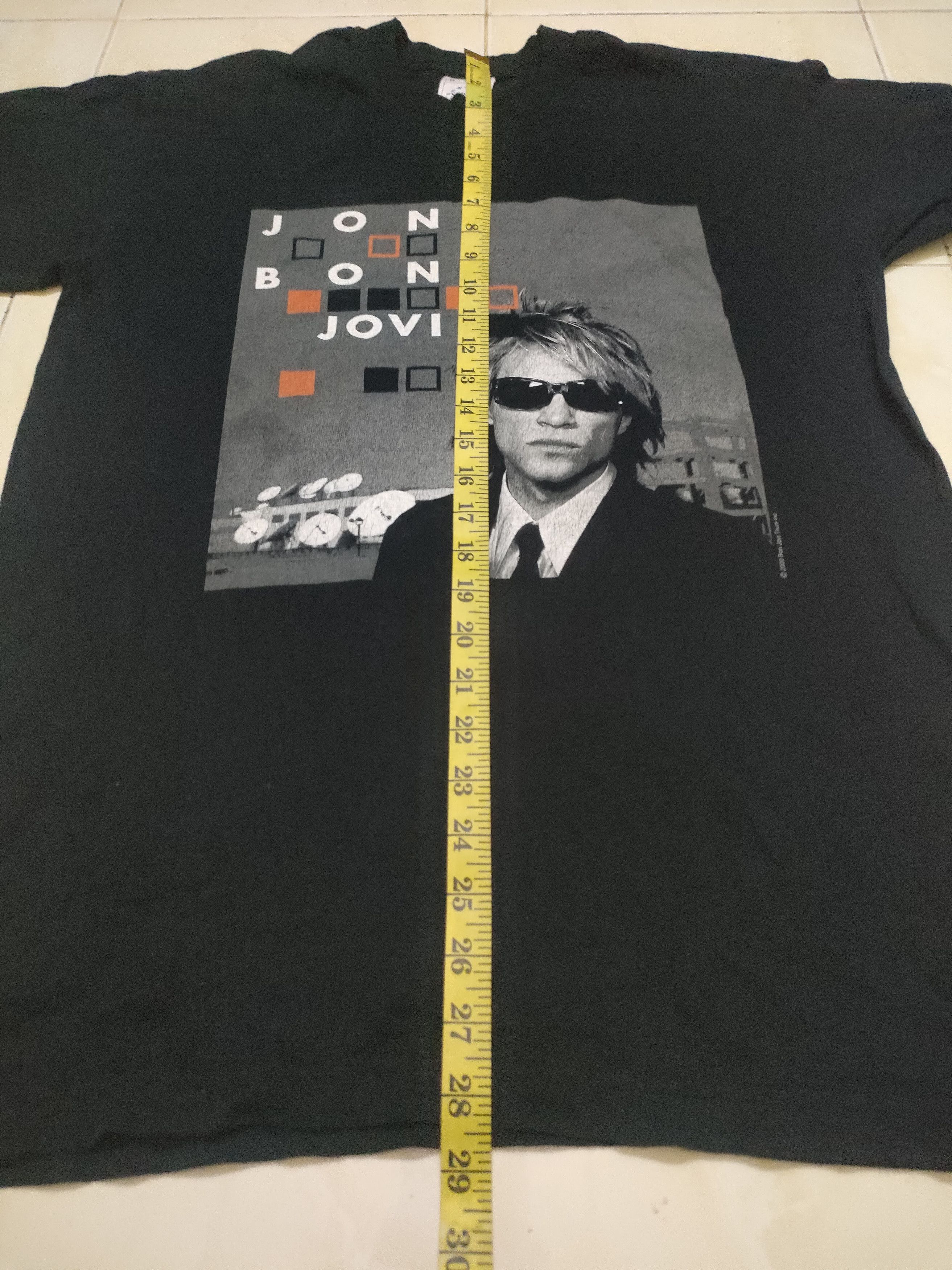 Vintage Vintage Bon Jovi T-Shirt Size US M / EU 48-50 / 2 - 5 Thumbnail