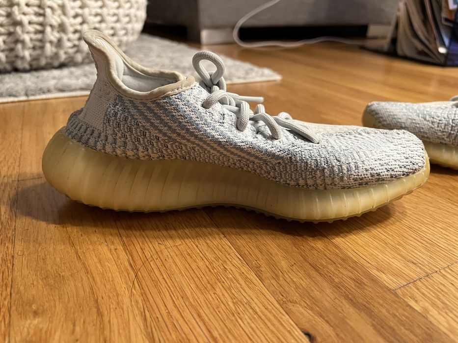 Yeezy cloud 35 on sale v2