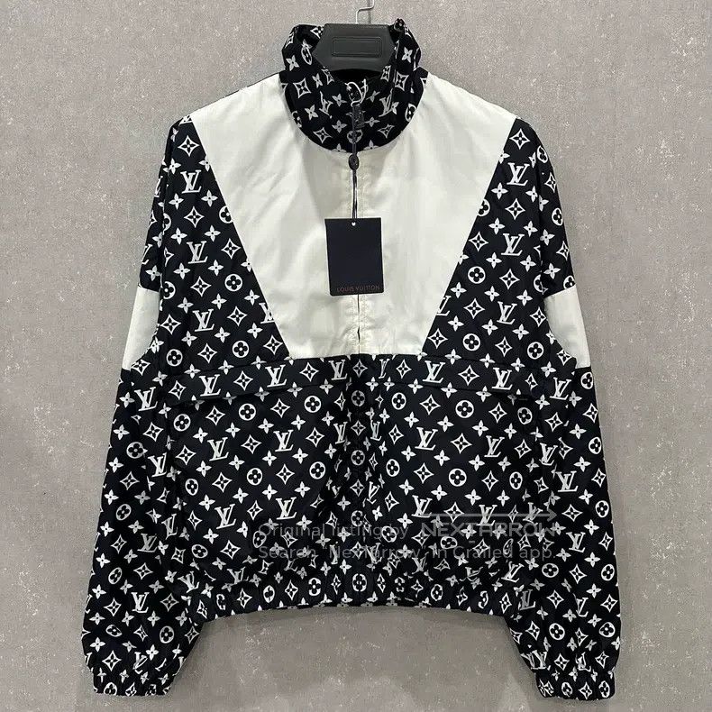 Louis Vuitton Louis Vuitton Full-print color-block twine collar jacket Size US S / EU 44-46 / 1 - 1 Thumbnail