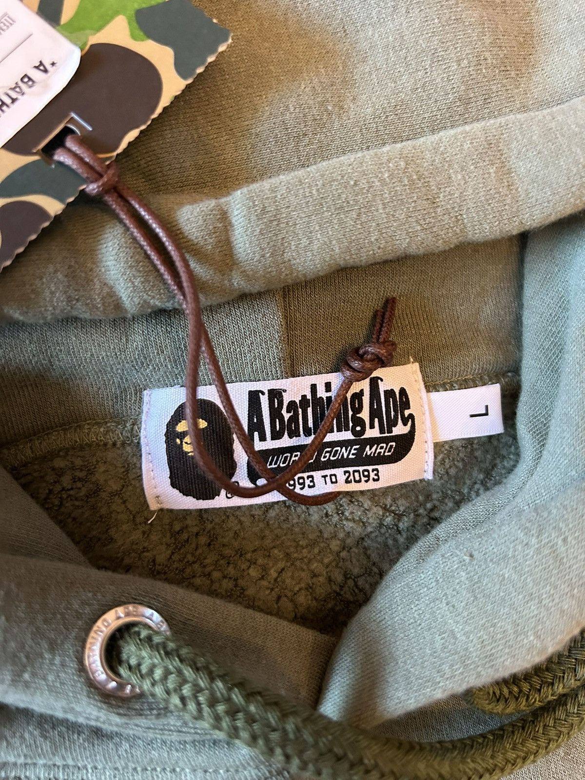 Bape NEW Bape Olive Green One Point Ape Face Pullover Hoodie Size US L / EU 52-54 / 3 - 5 Thumbnail