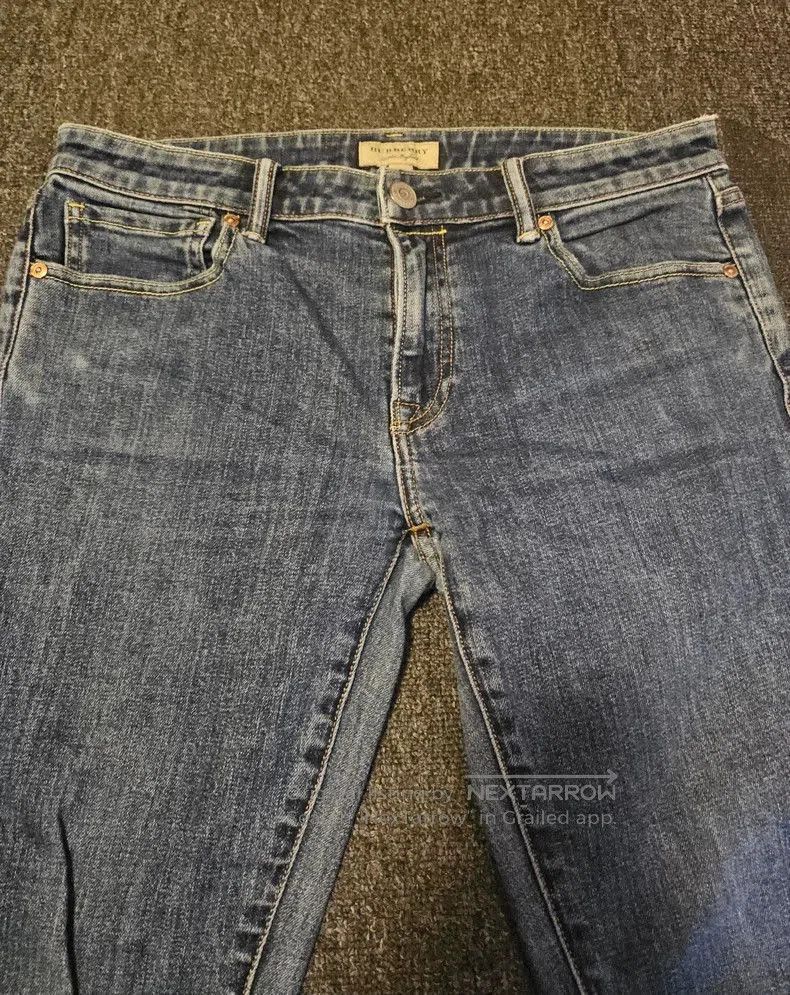 Burberry Burberry Blue Denim Jeans. Size US 30 / EU 46 - 2 Thumbnail
