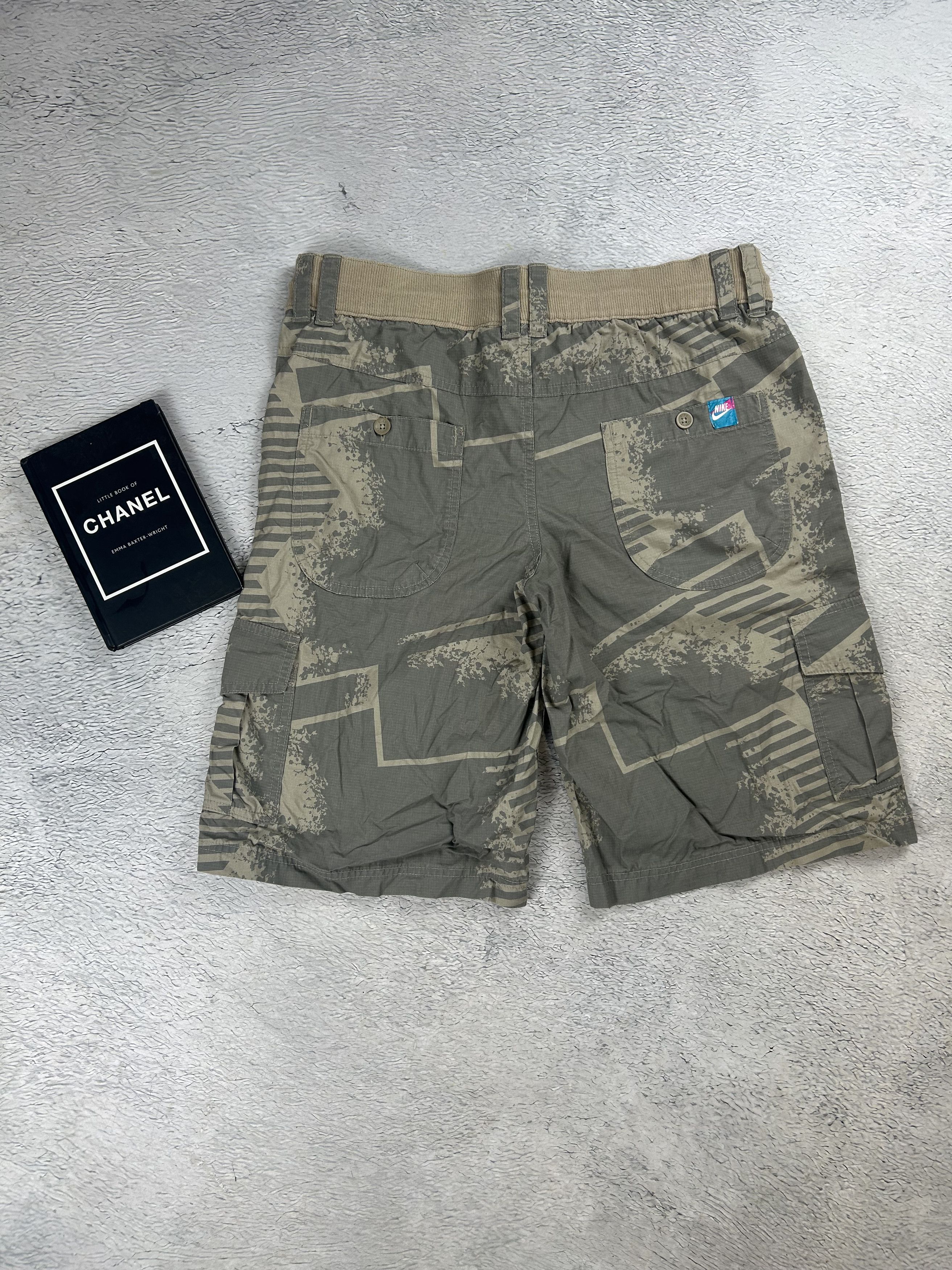 Nike × Nike ACG × Vintage Vintage Nike Cargo shorts Parachute Gold swoosh Baggy y2k Size US 32 / EU 48 - 2 Thumbnail