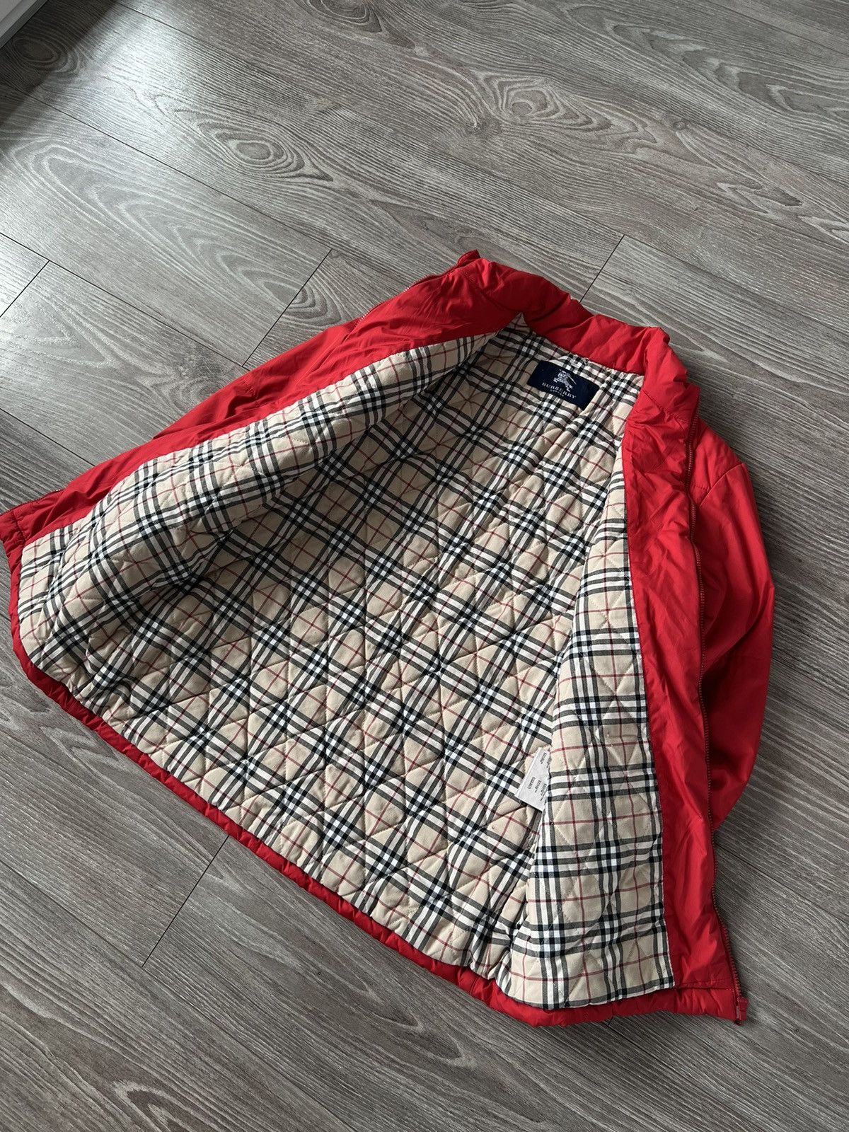 Burberry × Vintage ‼️VINTAGE BURBERRY FULL CELL RED WARM WINTER JACKET‼️ Size M / US 6-8 / IT 42-44 - 12 Thumbnail
