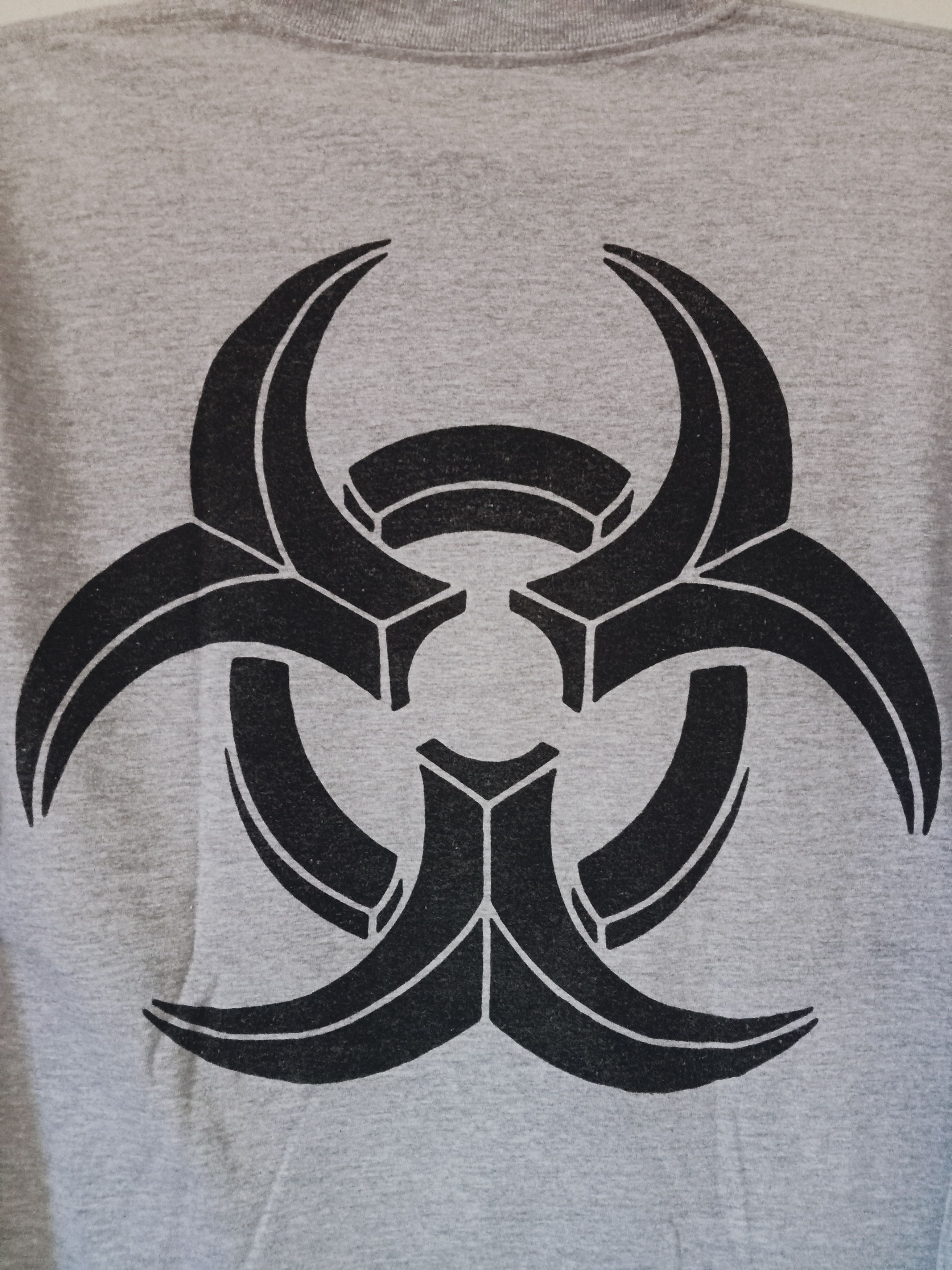 Band Tees × Vintage Biohazard Tees Size US M / EU 48-50 / 2 - 4 Thumbnail