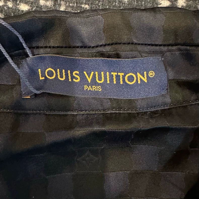 Louis Vuitton Louis Vuitton Plaid Lapel Button Loose Long Sleeve Shirt Size US XL / EU 56 / 4 - 4 Thumbnail