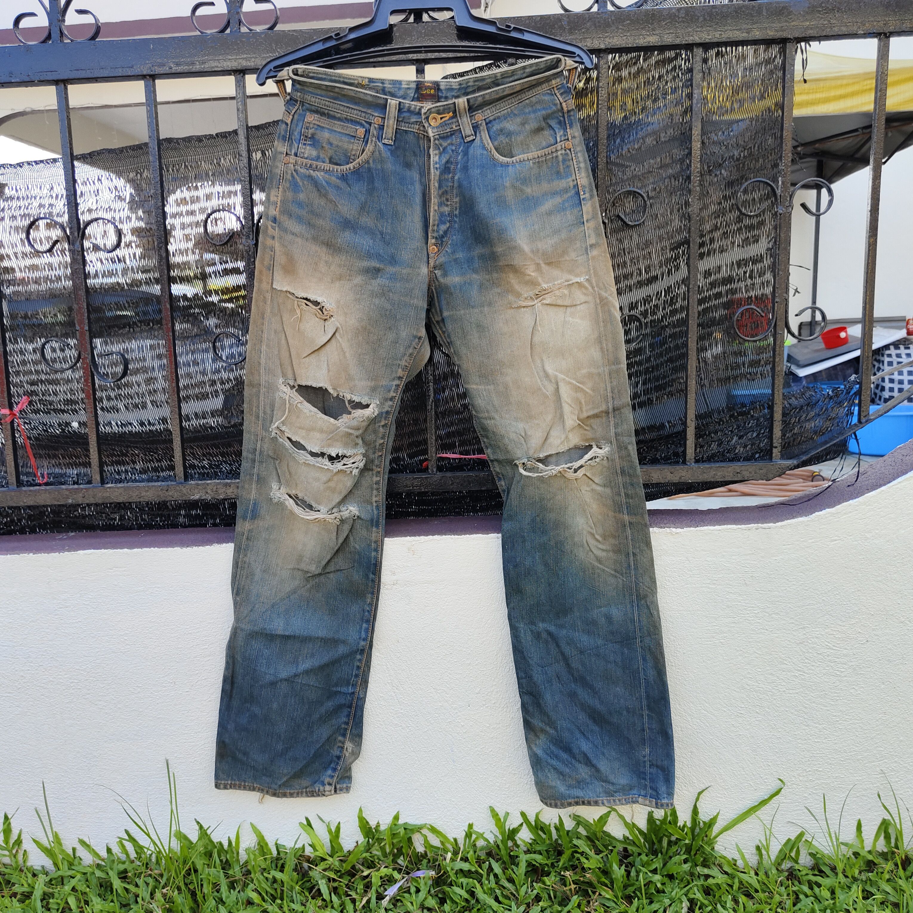 Lee Vintage 90s Lee Cowboy Selvedge Destroyed Jean Size US 30 / EU 46 - 3 Thumbnail