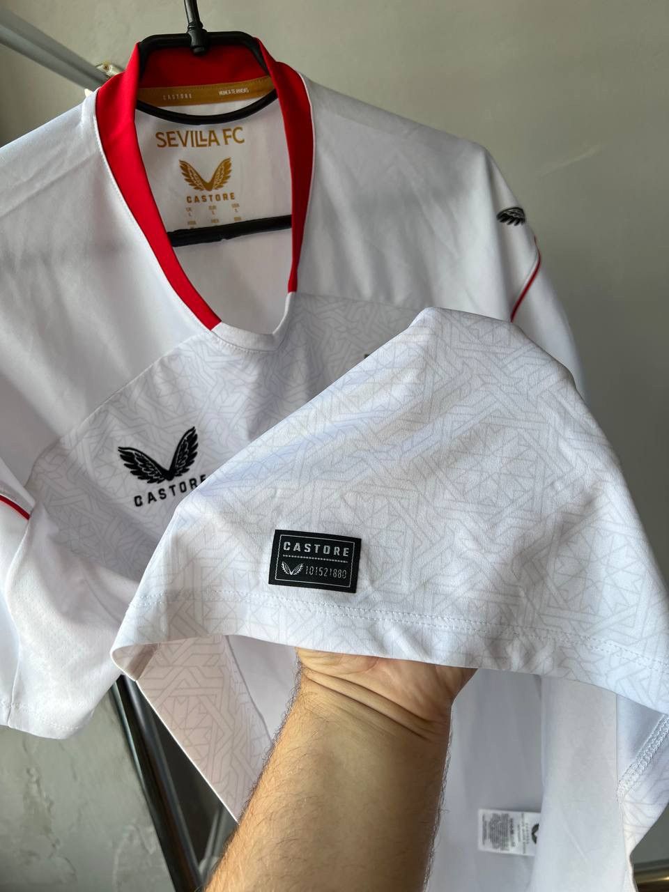Castore 2022/23 SEVILLA FC HOME SOCCER JERSEY FOOTBALL SHIRT CASTORE Size US L / EU 52-54 / 3 - 8 Thumbnail