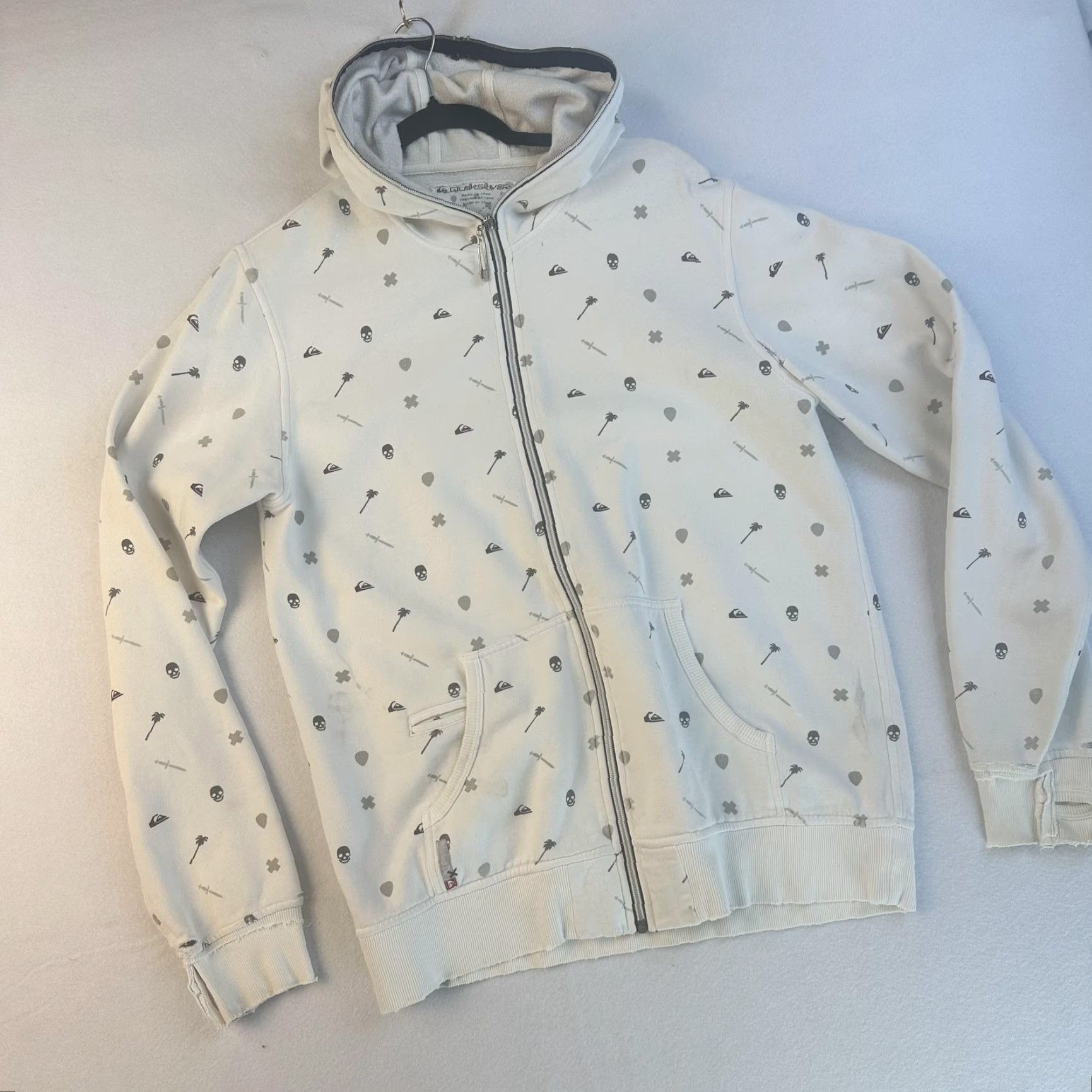 Quiksilver Quiksilver Hoodie Mens Medium White Full Zip Skull Palm Tree Sword Graphic Skate Shirt Size US M / EU 48-50 / 2 - 2 Thumbnail
