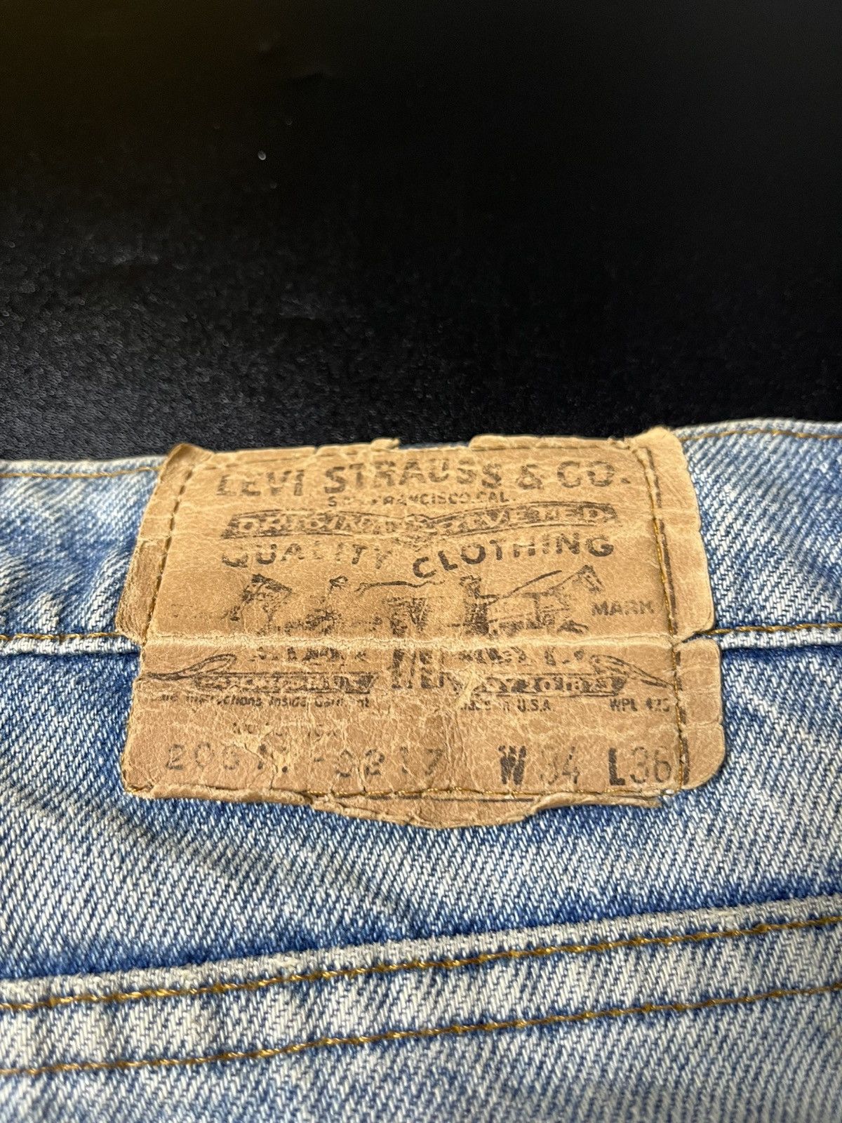 Levi's × Levi's Vintage Clothing 80s Vintage Levis 20517 Orange Tab Distressed Jeans Size US 32 / EU 48 - 6 Thumbnail