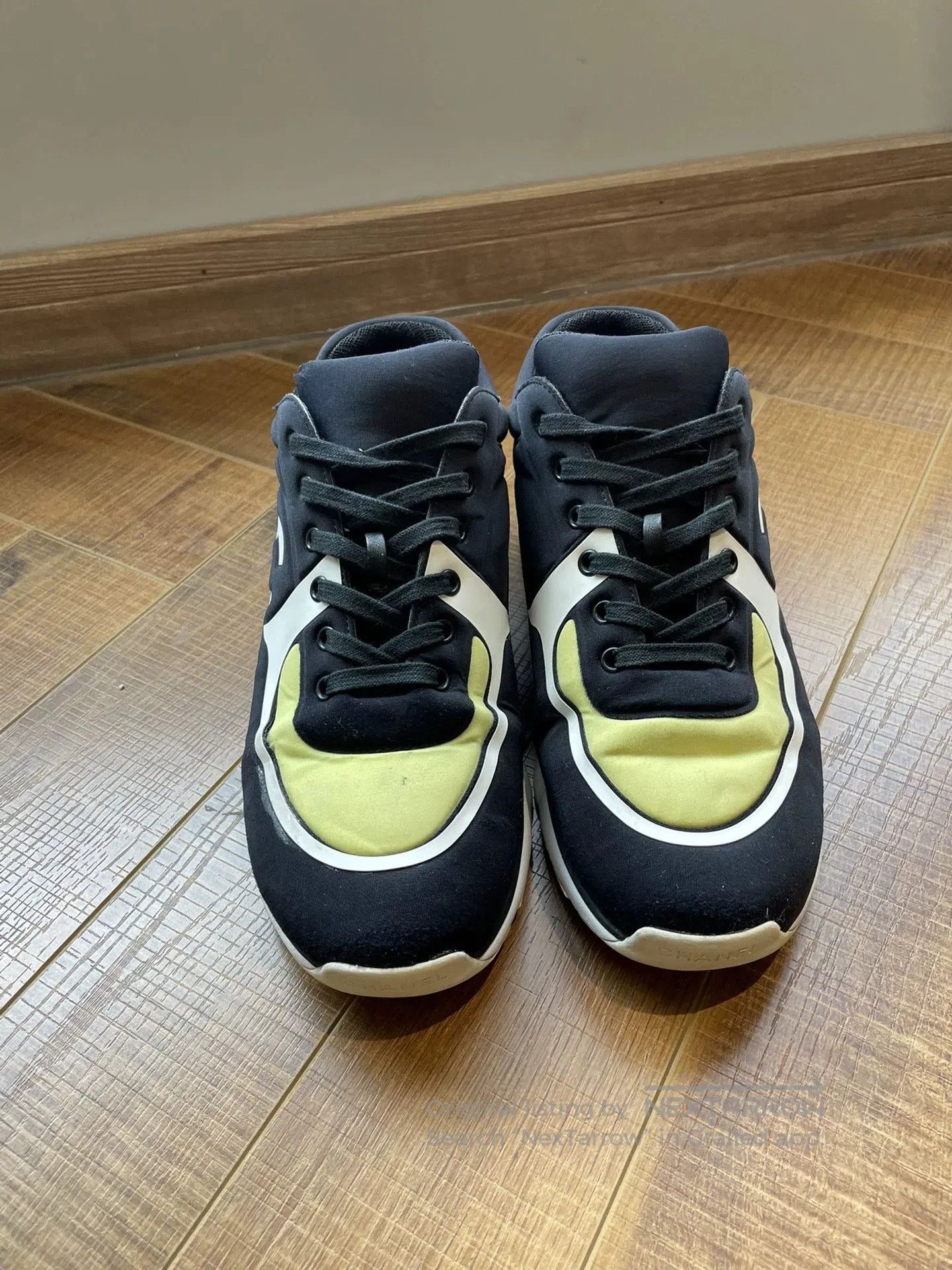 Chanel Chanel Low. Size US 9 / EU 42 - 2 Thumbnail