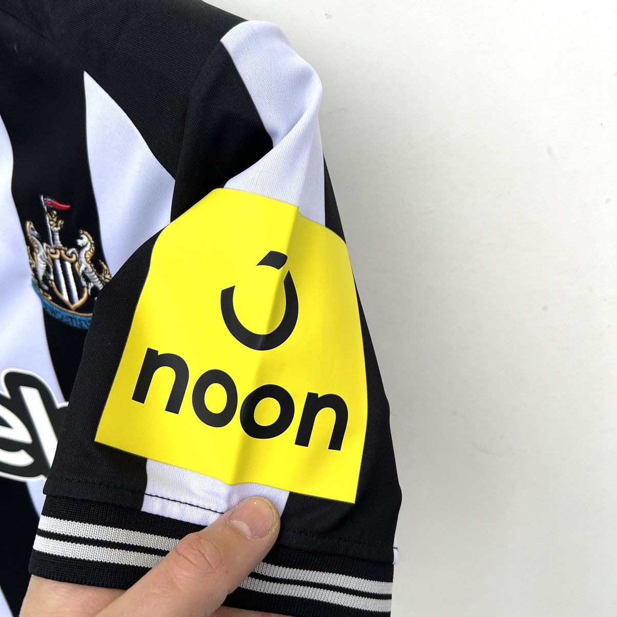 Castore Castore Newcastle United Jersey Football Shirt 2023/2024 Size US S / EU 44-46 / 1 - 4 Thumbnail