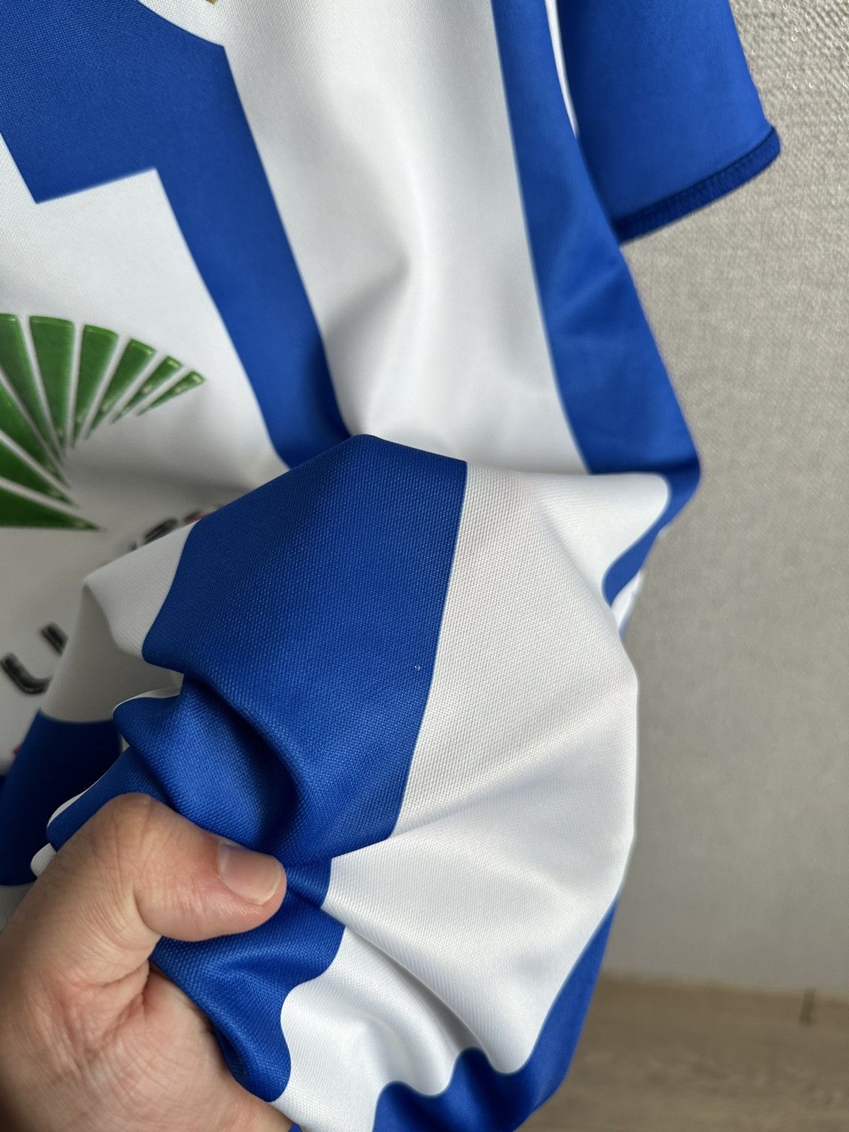 Umbro 2005/06 Umbro Malaga Vintage Soccer Jersey Size US M / EU 48-50 / 2 - 14 Thumbnail