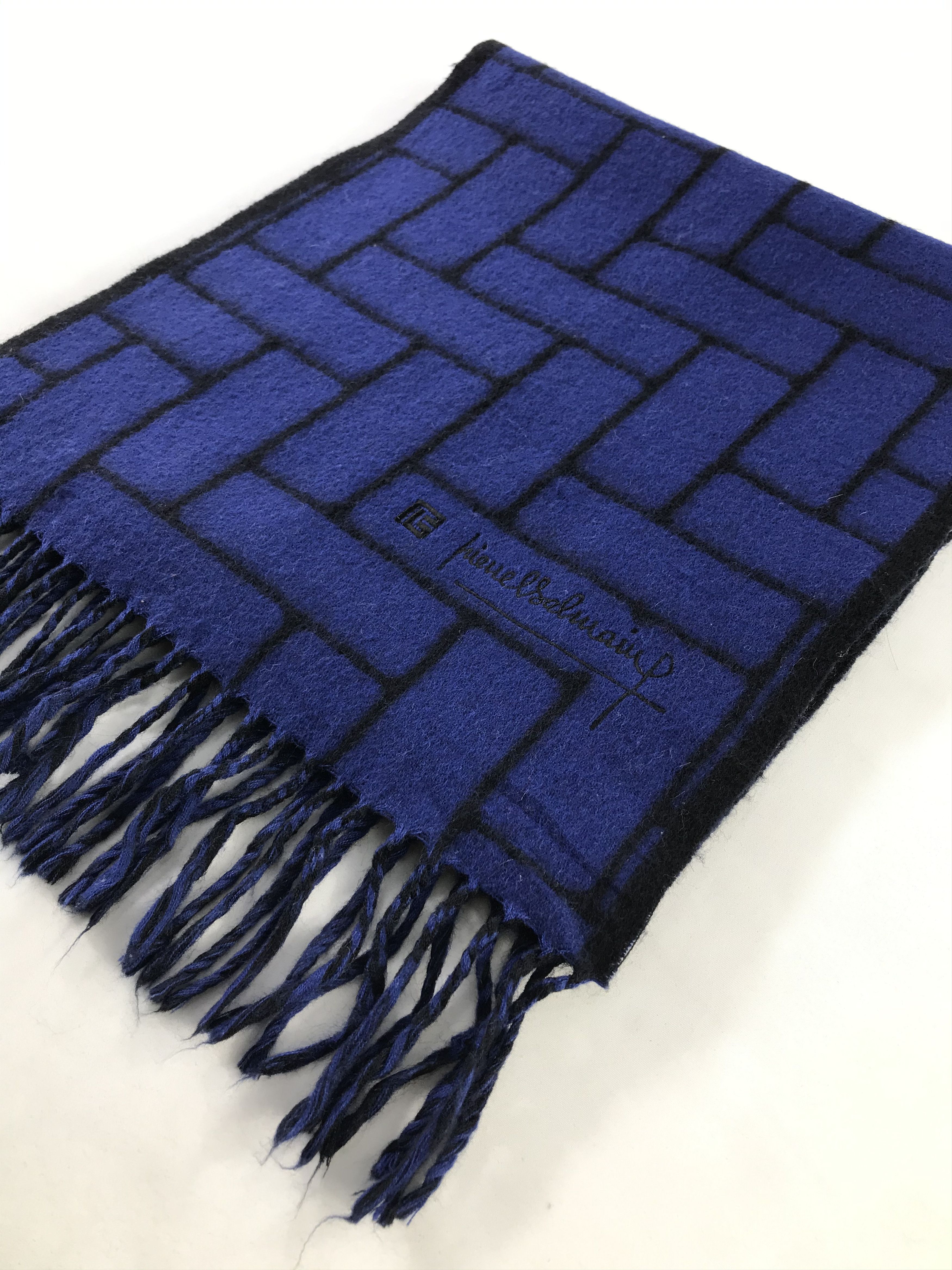 Vintage Pierre Balmain Scarf / Muffler / Neckwear - WW2027 Size ONE SIZE - 3 Thumbnail