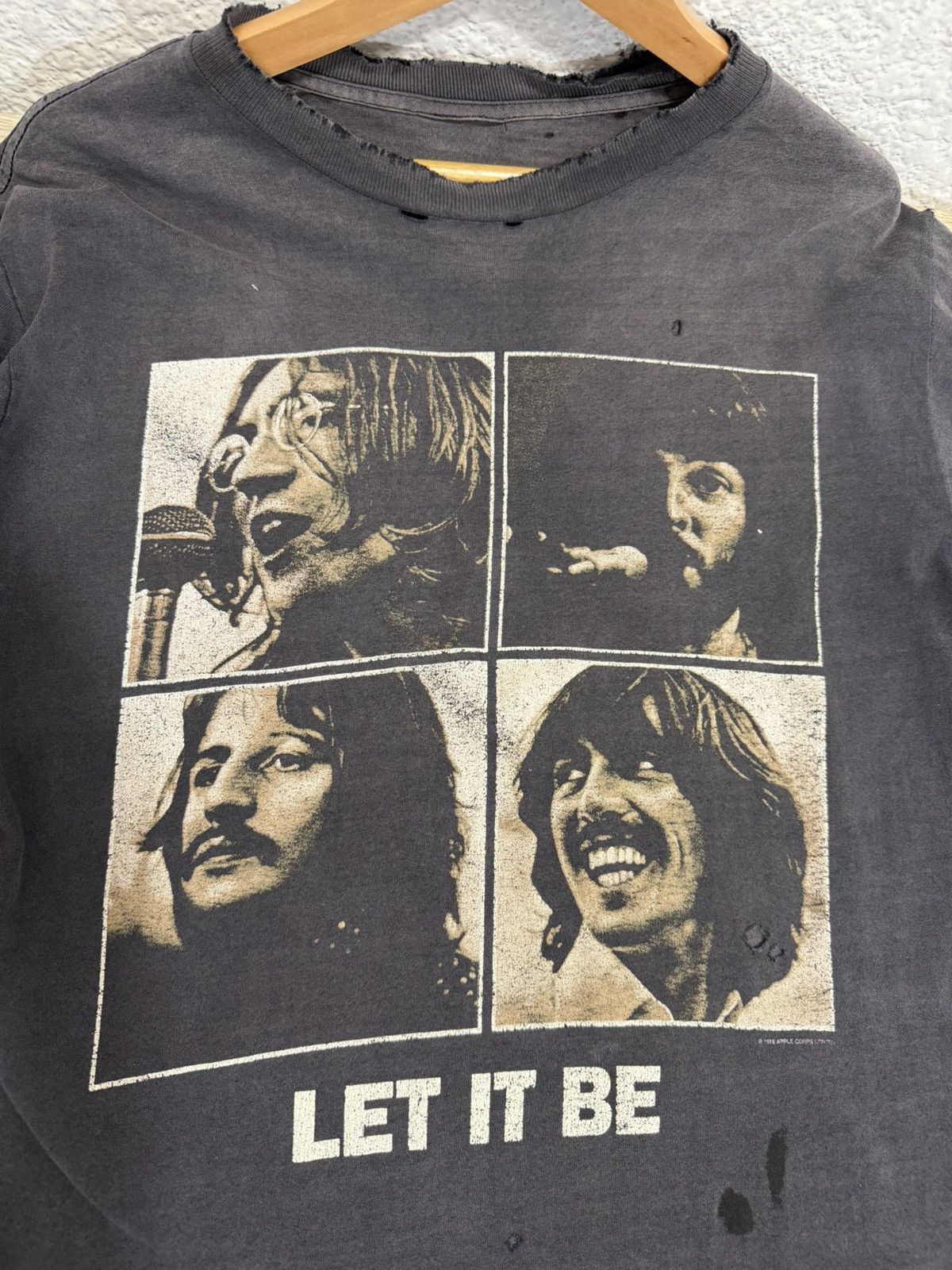 Band Tees THE BEATLES LET IT BE VINTAGE SHIRT 1998 THRASHED Size US M / EU 48-50 / 2 - 9 Thumbnail