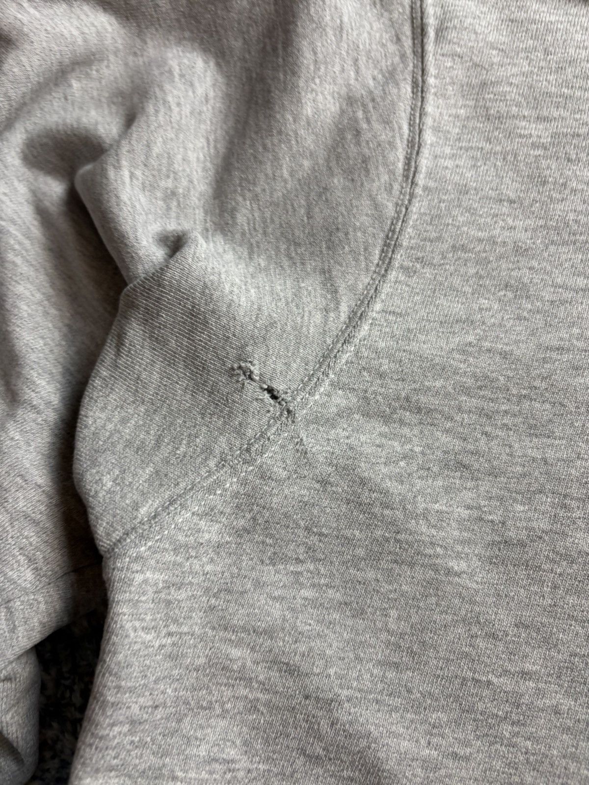 Champion Vintage Champion Logo Crewneck Large Size US L / EU 52-54 / 3 - 7 Thumbnail