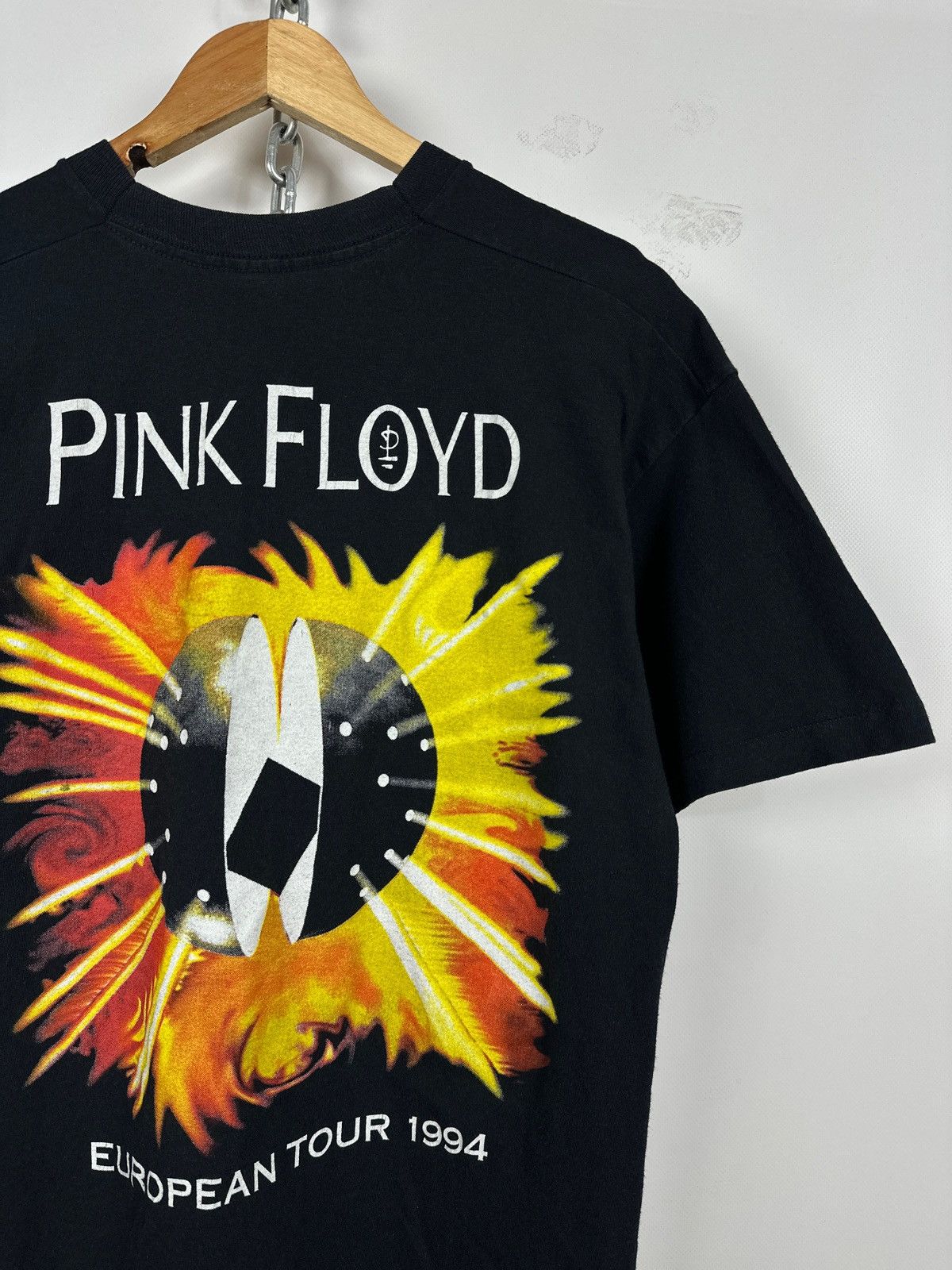 Band Tees 1994 Vintage Pink Floyd North European Tour Brockum T-Shirt Size US L / EU 52-54 / 3 - 16 Thumbnail