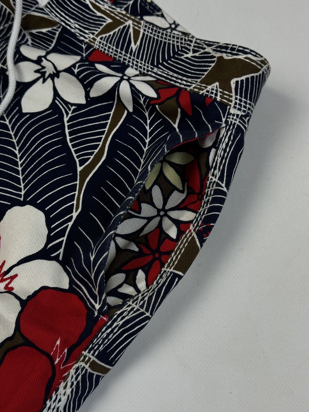 Designer × Dsquared2 DSQUARED2 Floral Flowers Pattern Cotton Shorts Size US 35 - 8 Thumbnail