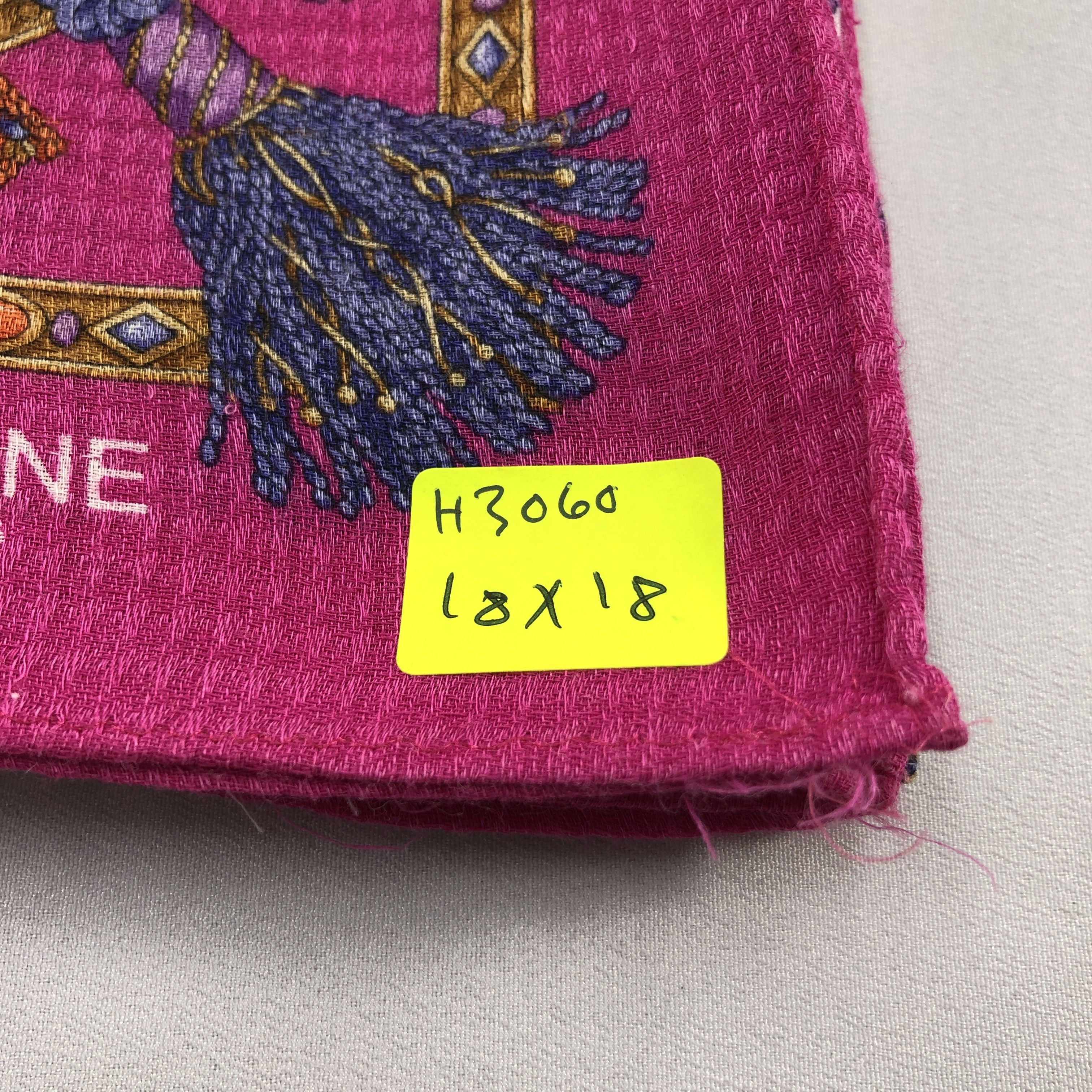 Celine Celine Handkerchief Neckerchief Bandana H3060 Size ONE SIZE - 10 Thumbnail