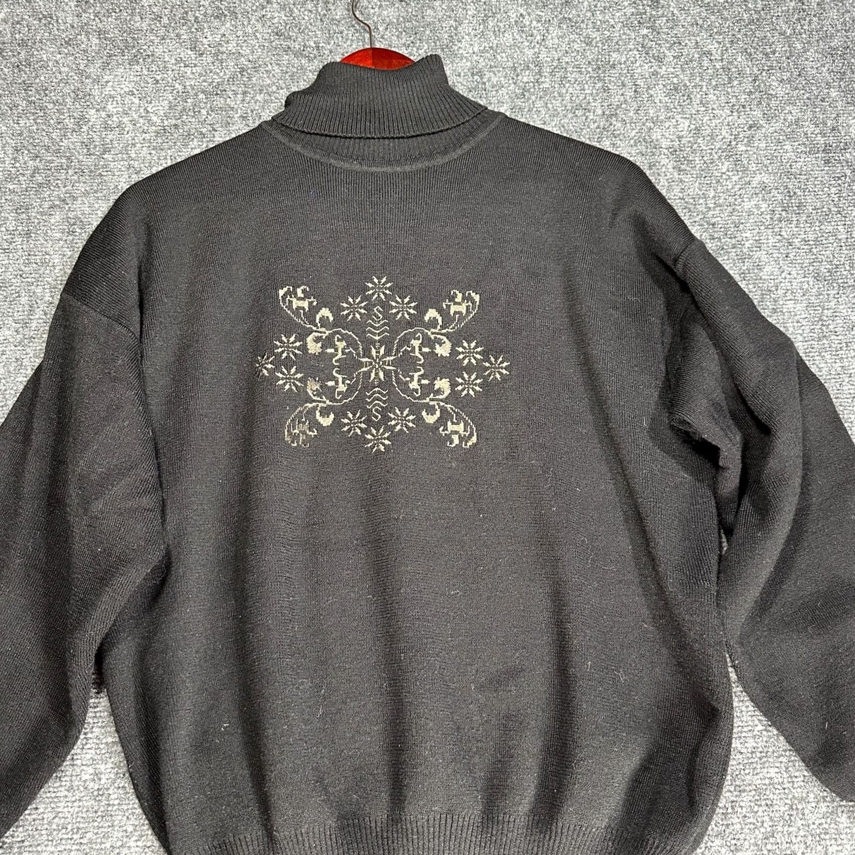 Vintage VINTAGE MEISTER Sweater Womens Large Turtleneck Black Embroidered Wool Blend Size L / US 10 / IT 46 - 3 Thumbnail