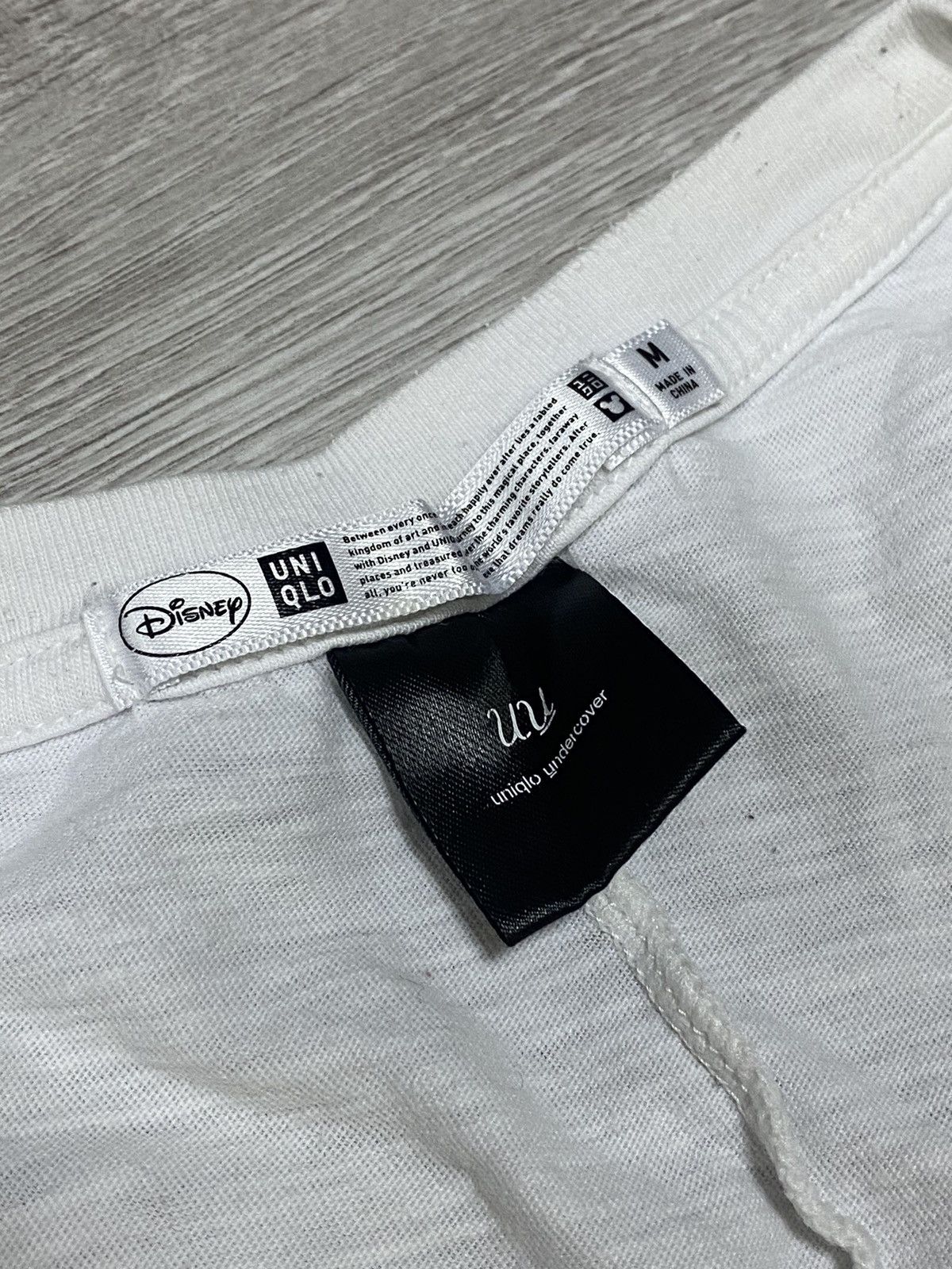 Undercover Undercover x Uniqlo Snow White By Disney Size US M / EU 48-50 / 2 - 5 Thumbnail