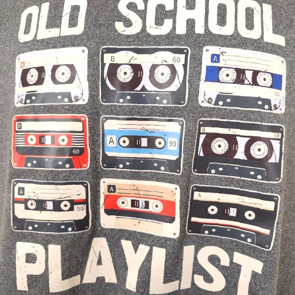 Etro VINTAGE Old School Playlist T Shirt Mens Large Gray Cassette Tape Mixtape Retro Size US L / EU 52-54 / 3 - 3 Thumbnail