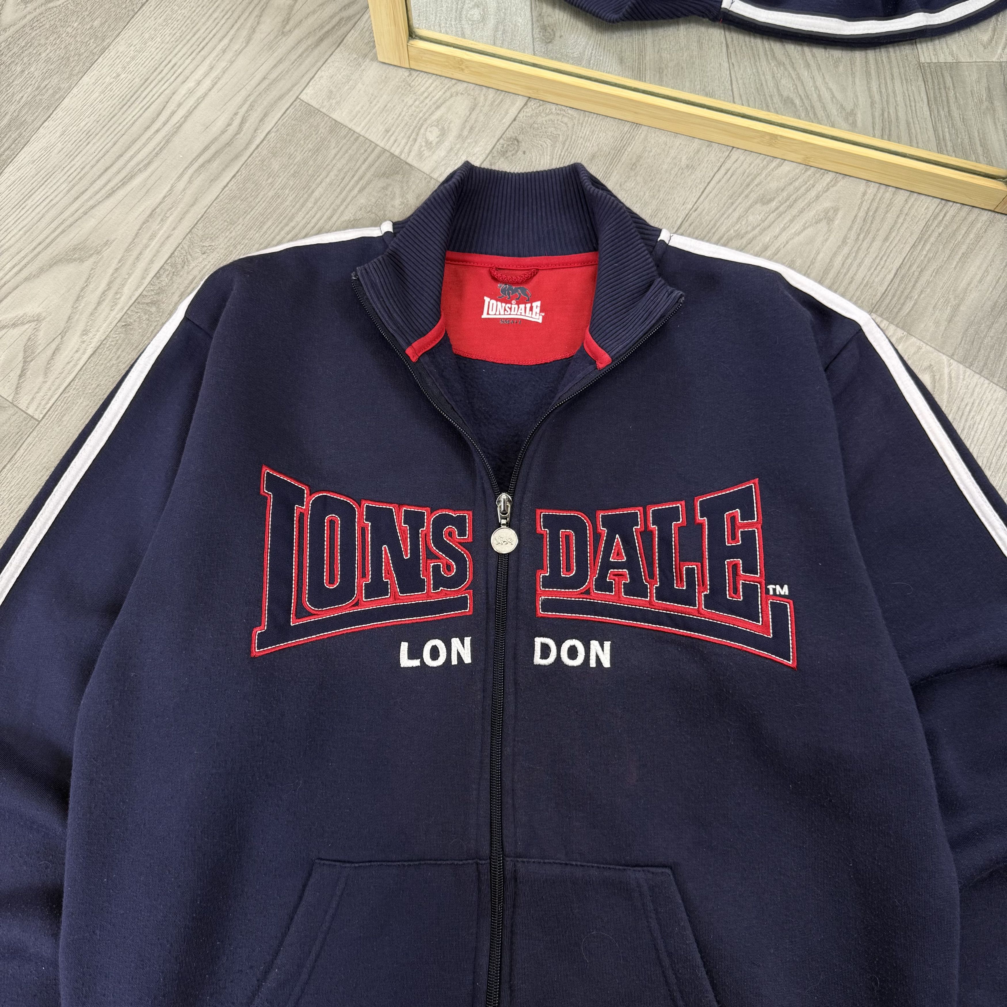 Lonsdale Vintage Lonsdale 90s Embroidered Zip Sweatshirt Sweat Jacket Size US S / EU 44-46 / 1 - 5 Thumbnail