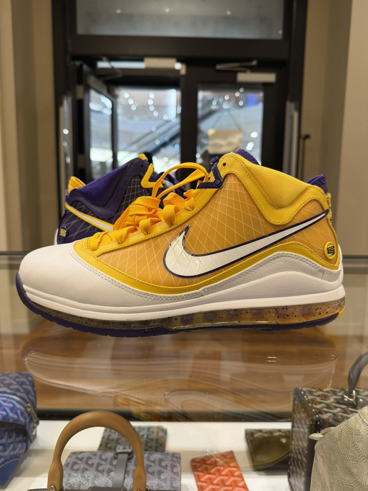 Nike Nike Lebron 7 ‘Media Day’ Size US 11 / EU 44 - 1 Thumbnail