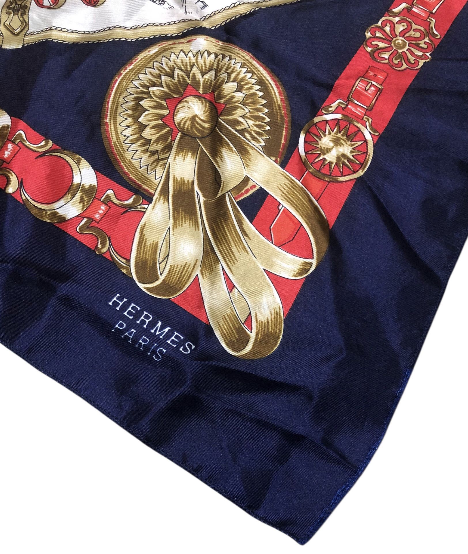 Vintage Vintage HERMÈS "Chevaux De Trait" Silk Scarf Size ONE SIZE - 10 Thumbnail