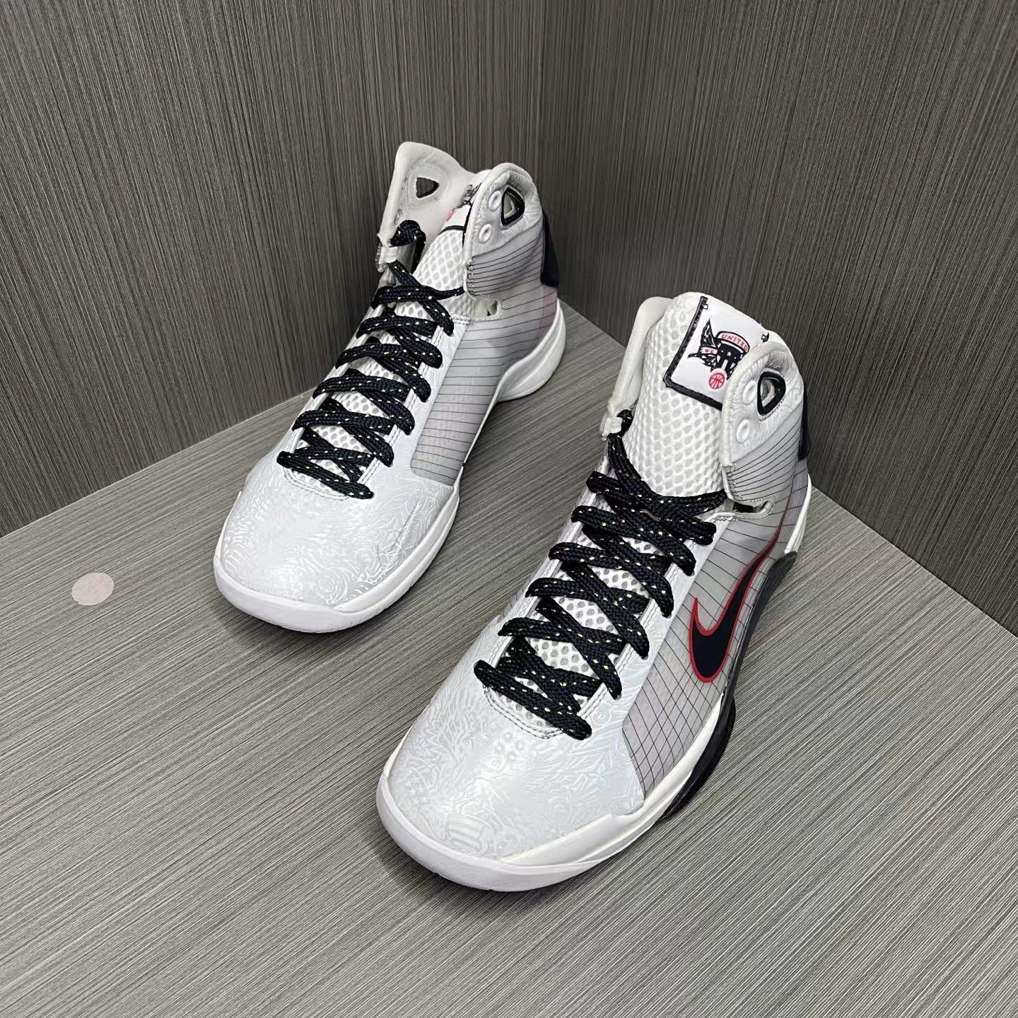 Nike Nike Adapt BB Mag Wolf Grey Basketball Shoes K15 Size US 11 / EU 44 - 1 Thumbnail