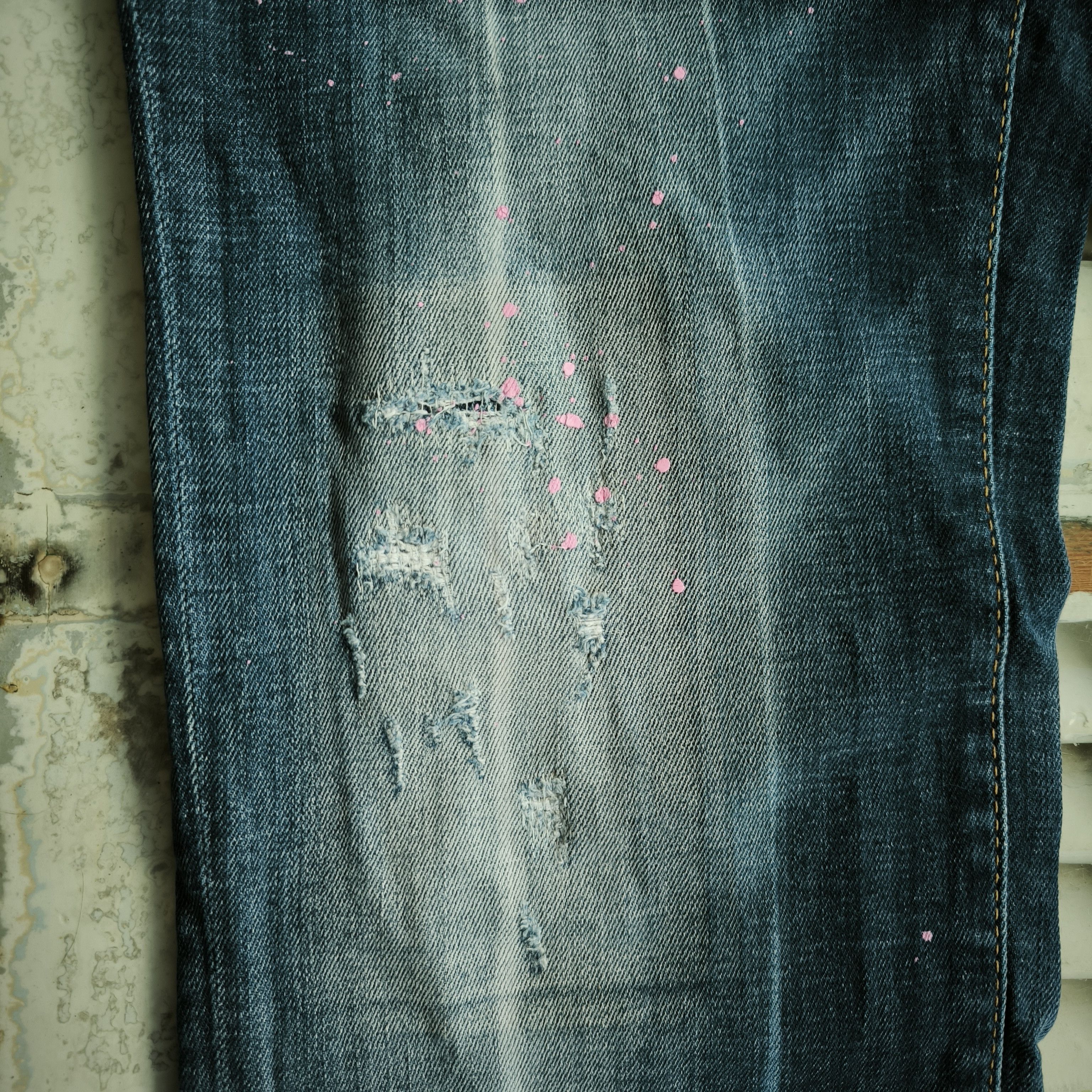 Dsquared2 DSQUARED2 Clement Fit Pink Paint Splatter Distressed Jeans Size US 36 / EU 52 - 4 Thumbnail