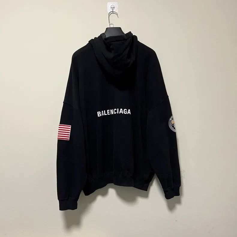 Balenciaga Balenciaga Black Hoodie Size US XXS / EU 40 - 2 Thumbnail