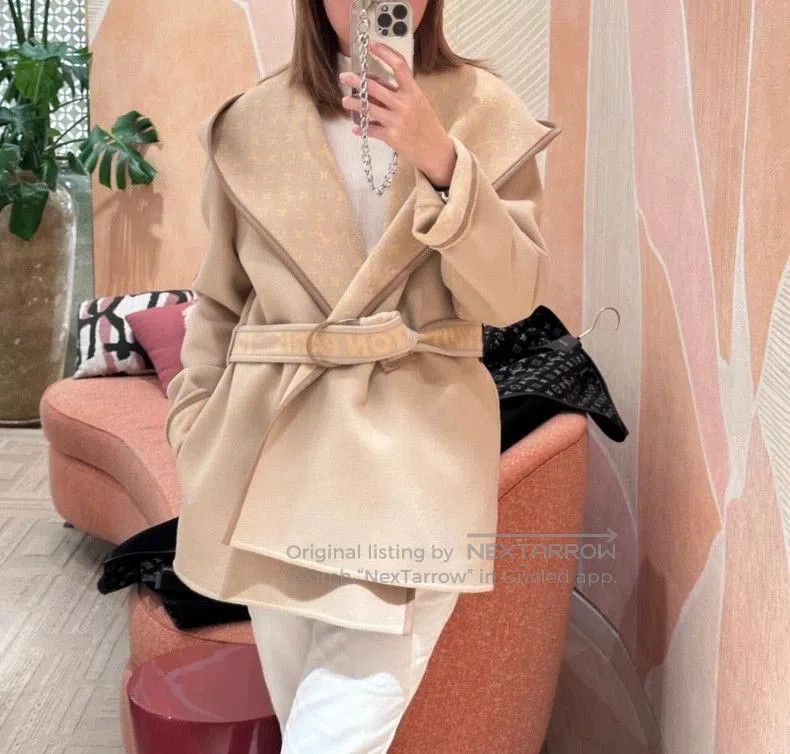 Louis Vuitton Louis Vuitton Beige Monogram Coat. Size US XS / EU 42 / 0 - 7 Thumbnail